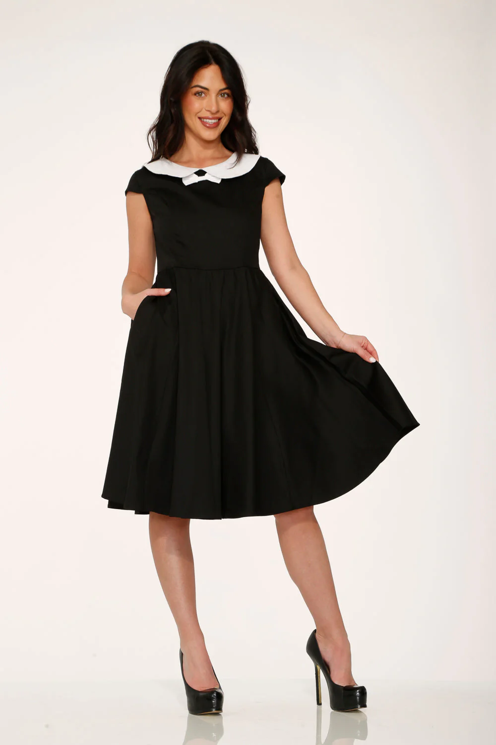 Black & White Collar Swing Dress - Image 4