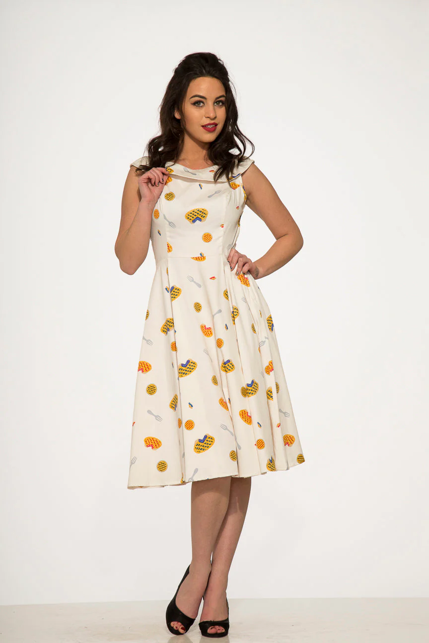 Pie Dress in Off White - Image 6