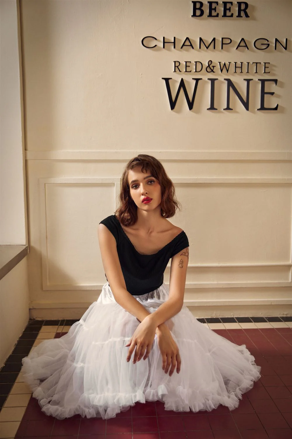 White Petticoat - Image 4