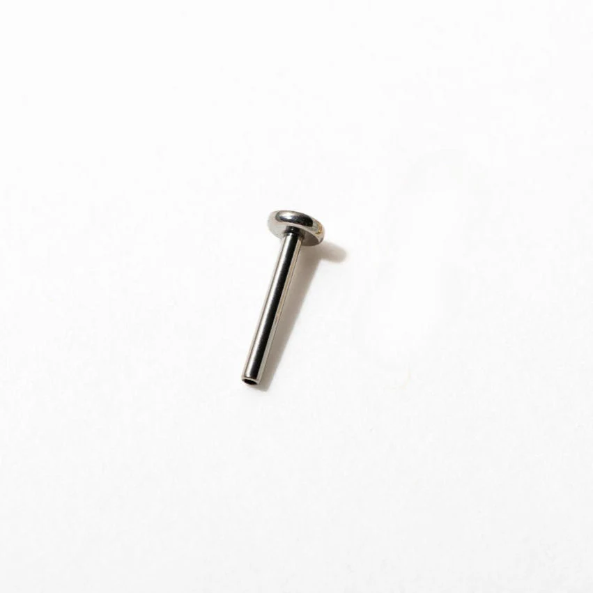 8mm Flat Back Posts - Image 3
