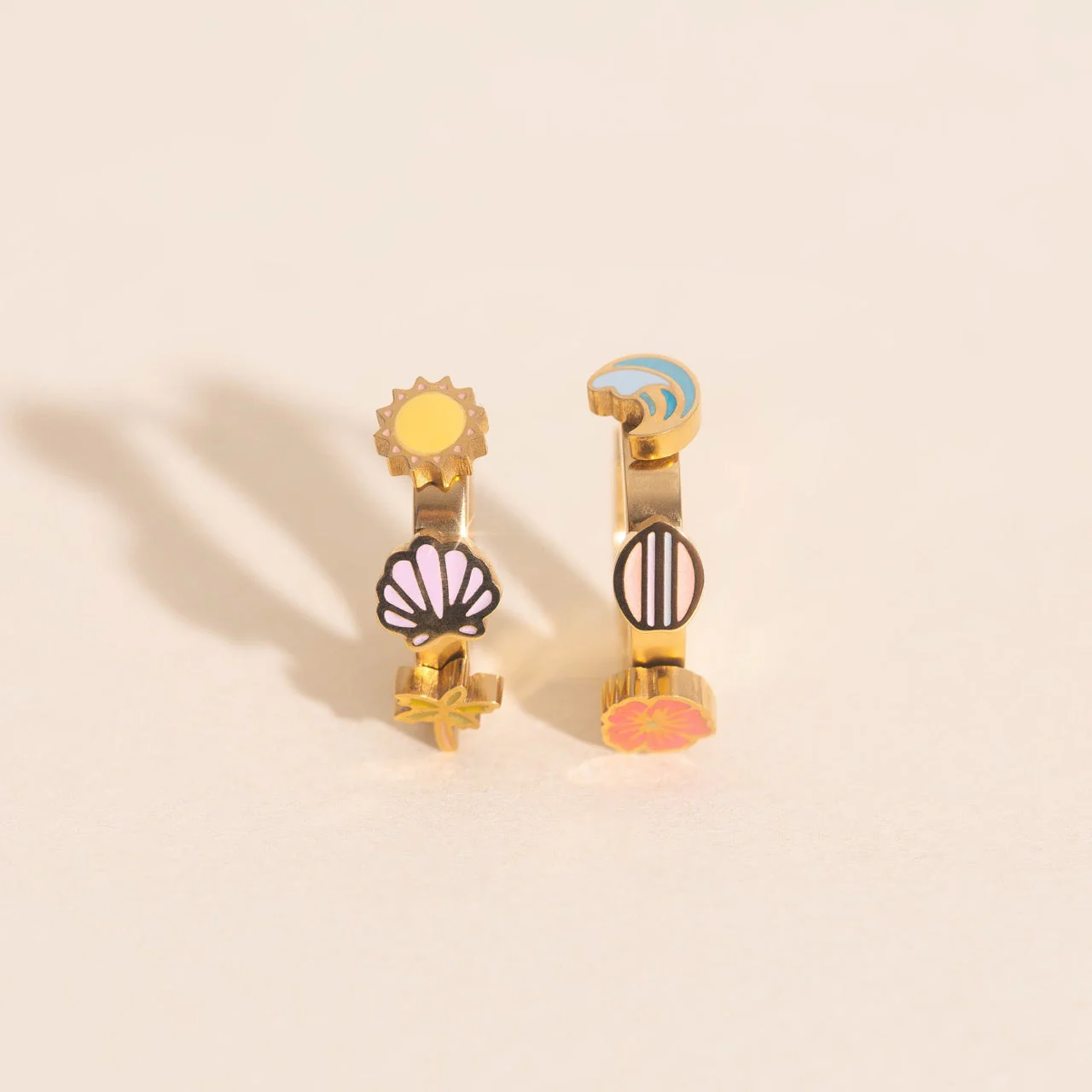 Beach 3D Huggie Hoop Earrings - Image 4