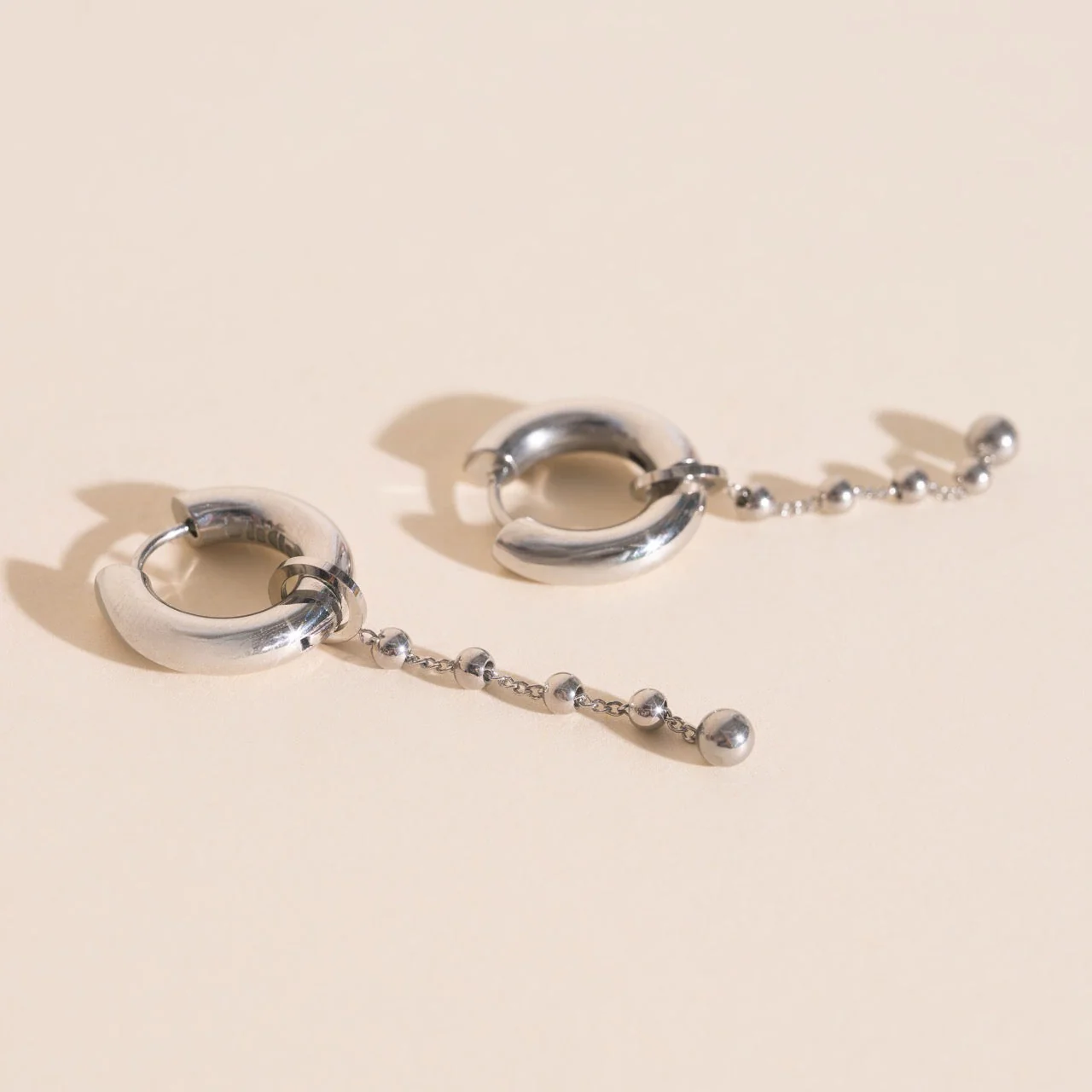 Beaded Metal Chain Chunky Huggie Hoop Charms - Image 5