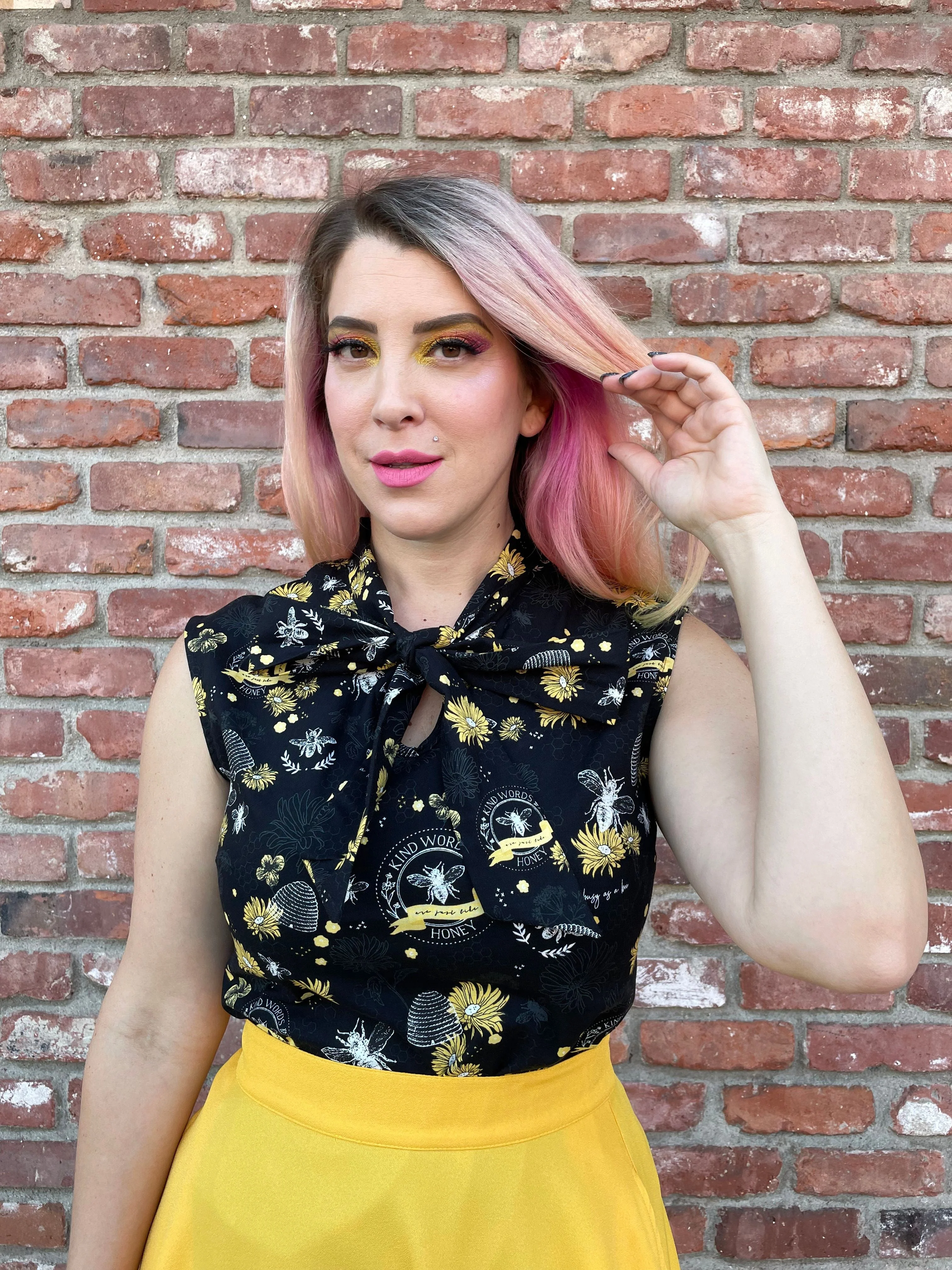 Bee Kind Bow Top - Image 2