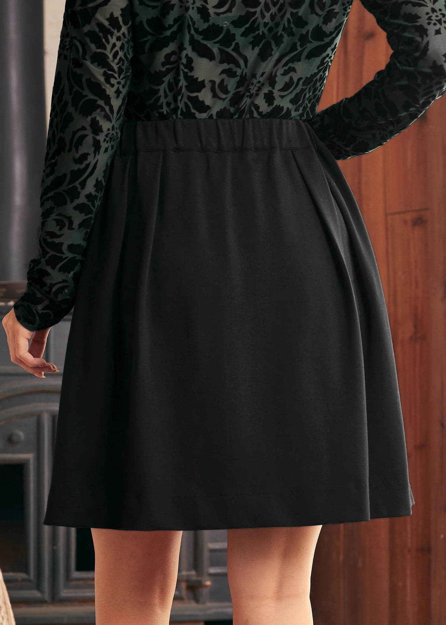 Swingin' Sweetheart Dirndl Skirt - Image 3