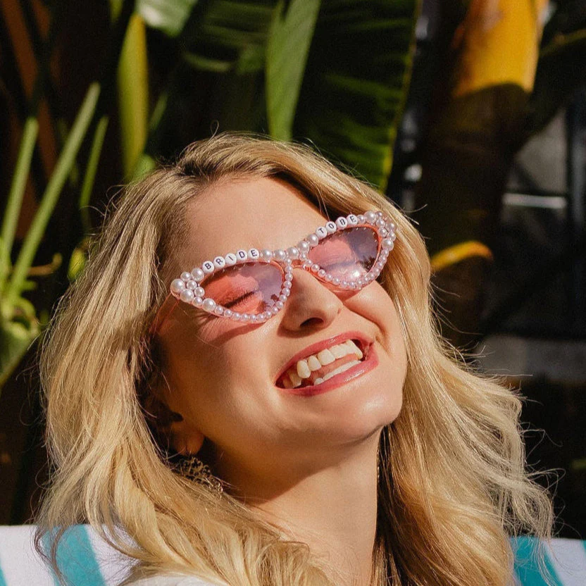 BRIDE BABE Bride to Be Sunglasses - Image 2