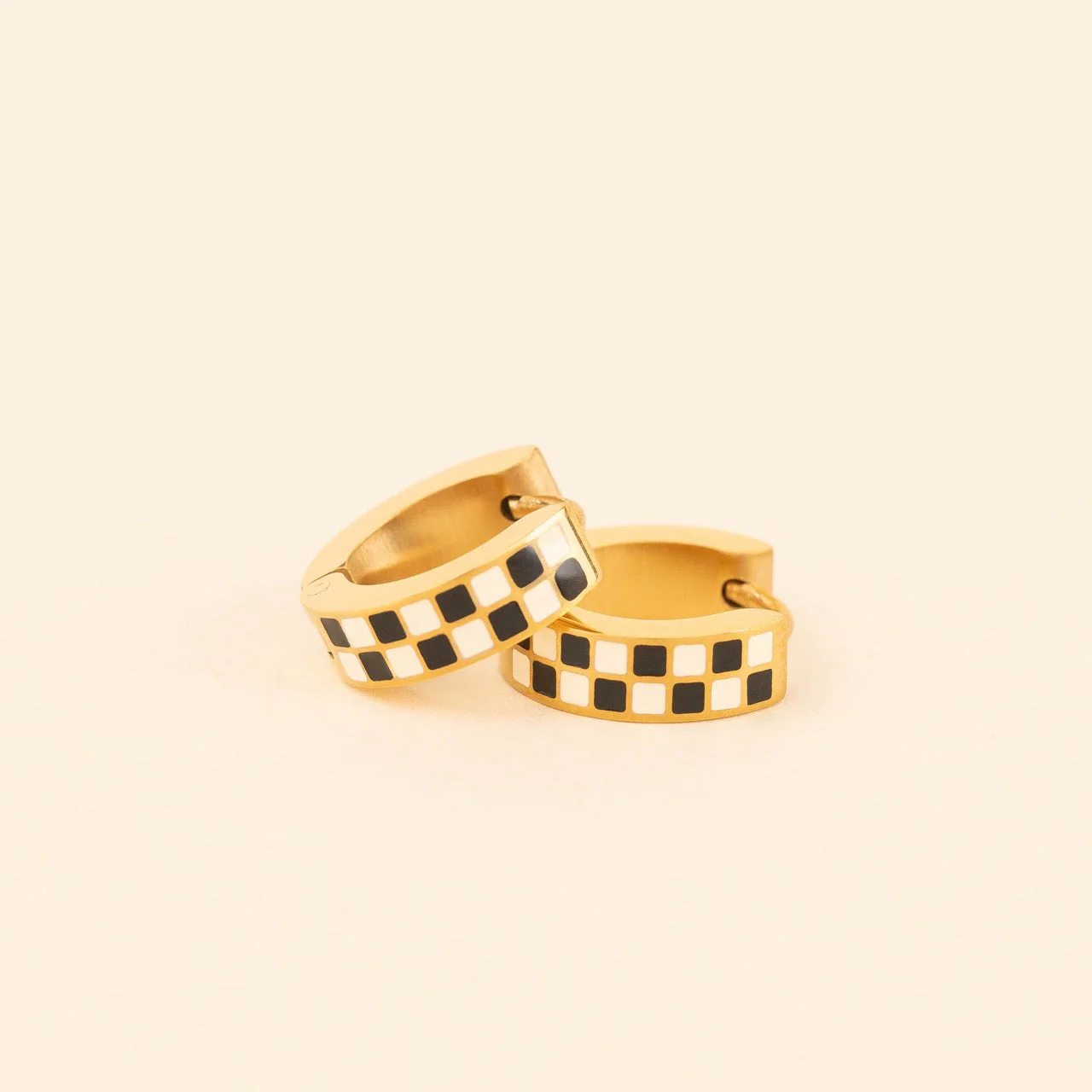 Checkered Chunky Huggie Hoop Earrings - Image 6