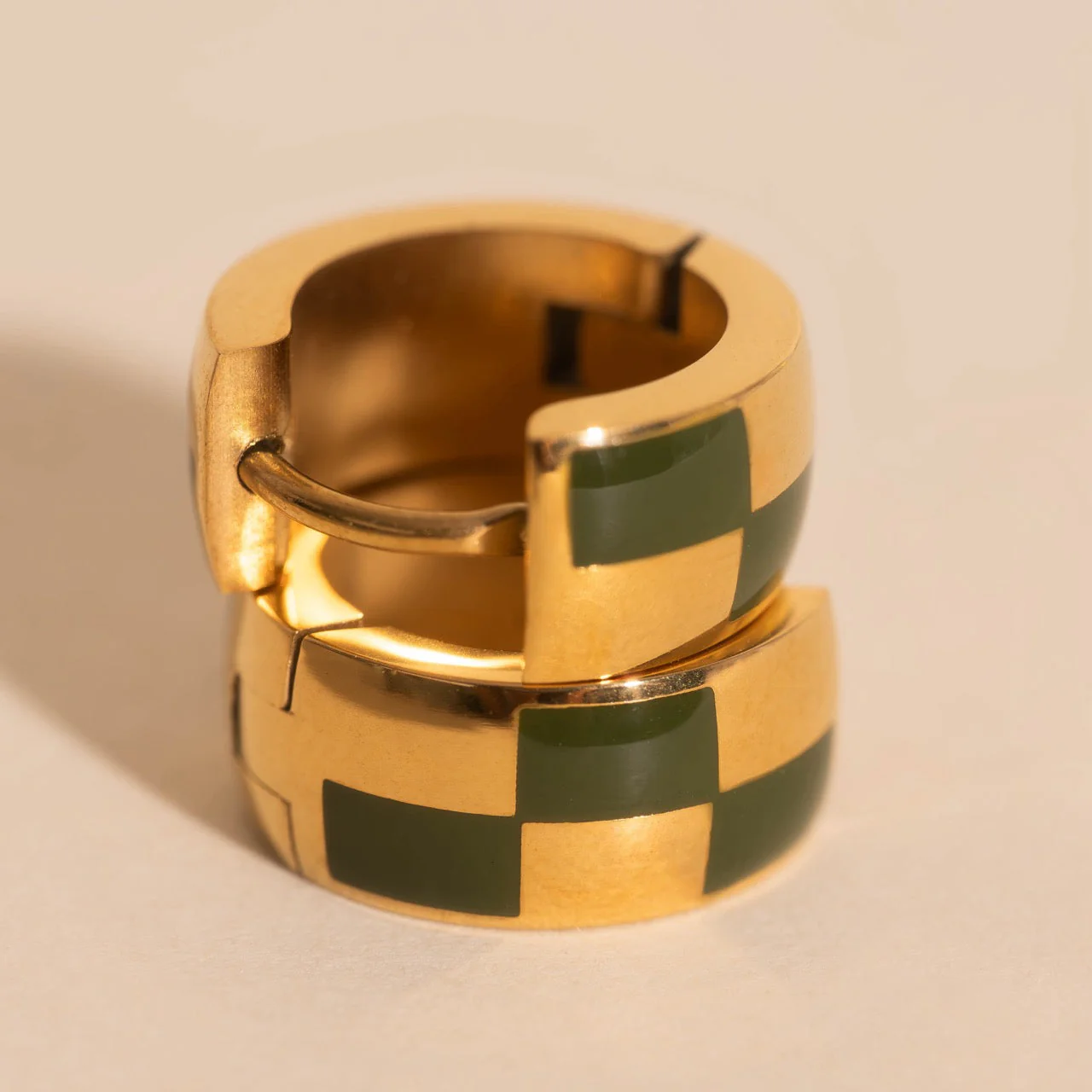 Checkered Rounded Super Chunky Huggie Hoop Earrings - Image 10