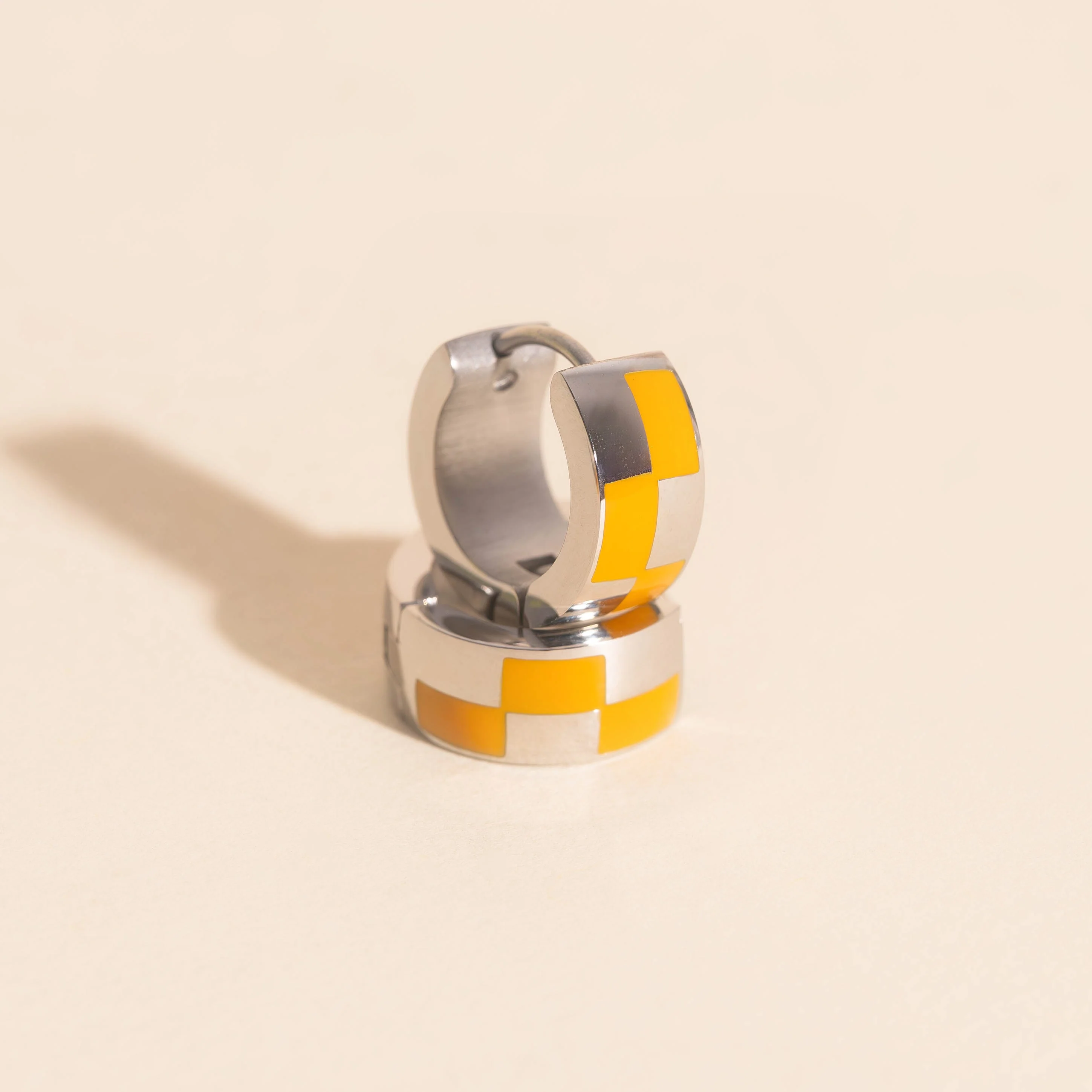 Checkered Rounded Super Chunky Huggie Hoop Earrings - Image 24