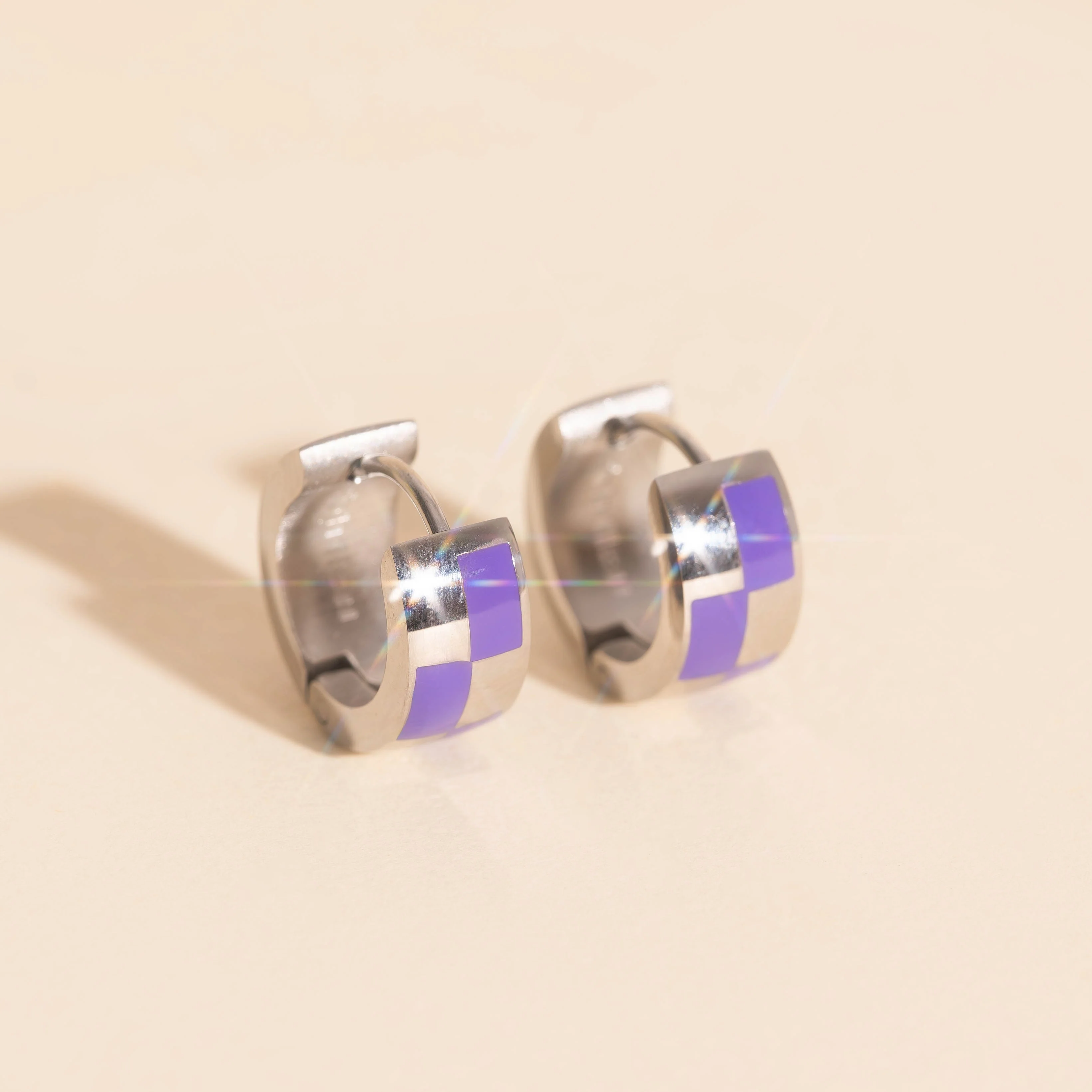 Checkered Rounded Super Chunky Huggie Hoop Earrings - Image 31
