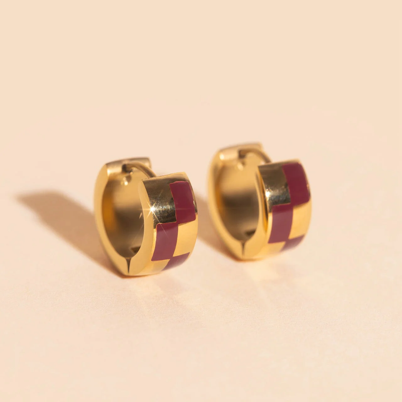 Checkered Rounded Super Chunky Huggie Hoop Earrings - Image 34
