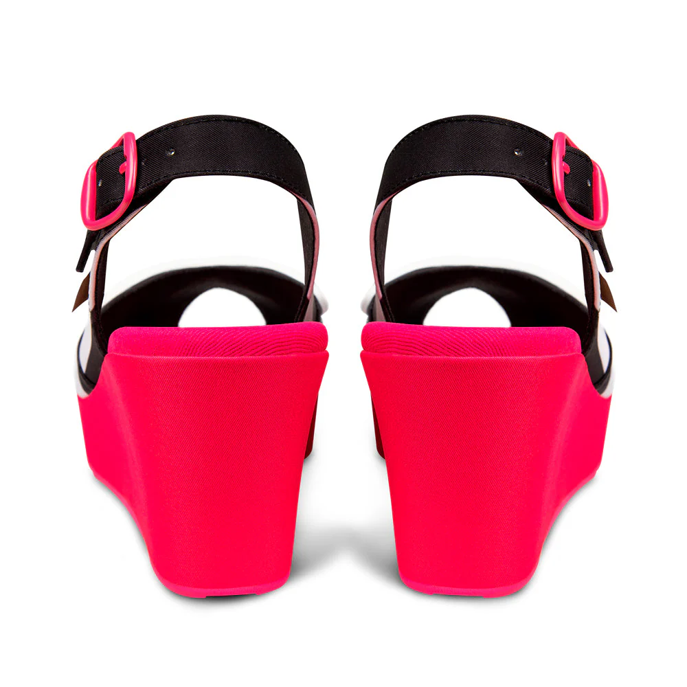 ChocolaticasĀ® Malibu Women's Sandal - Image 5