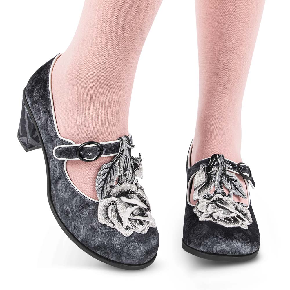 Chocolaticas® Mid Heels Black Tudor Women's Mary Jane Pump - Image 5