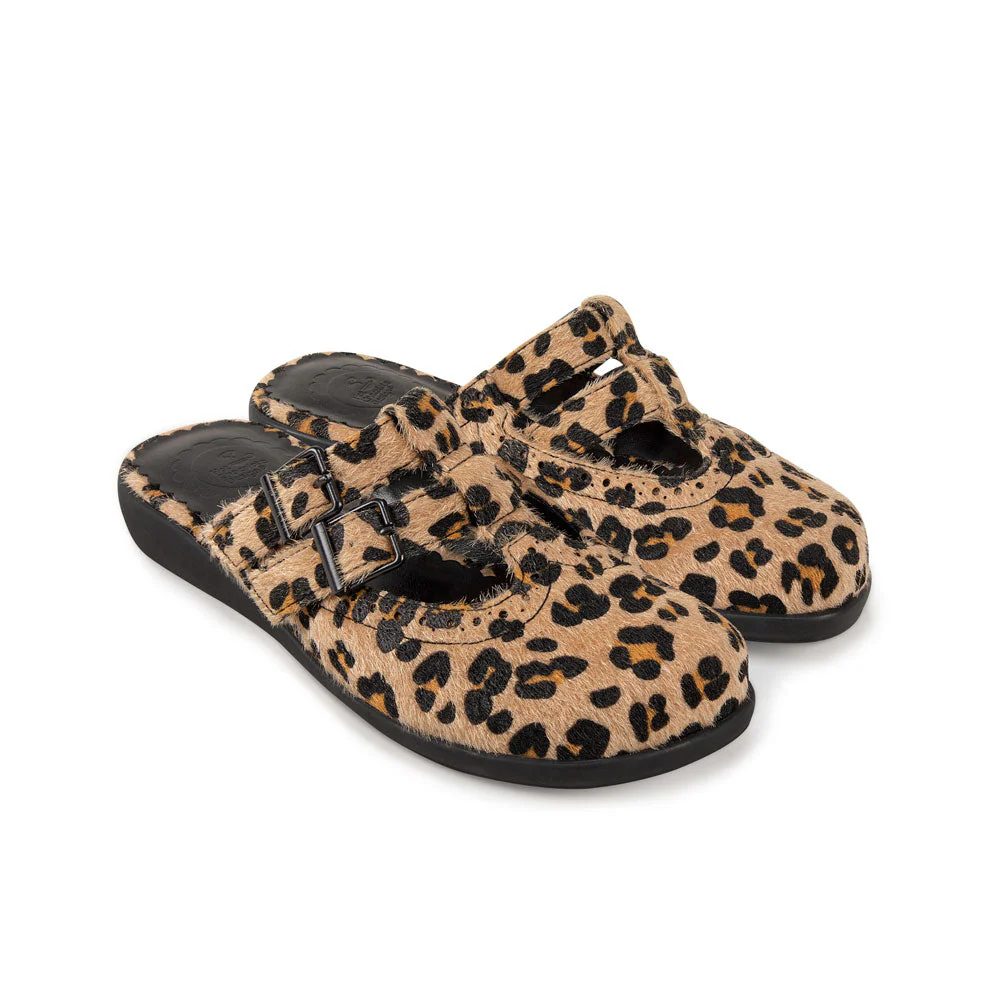 ChocolaticasĀ® Spotted Women's Clog - Image 3