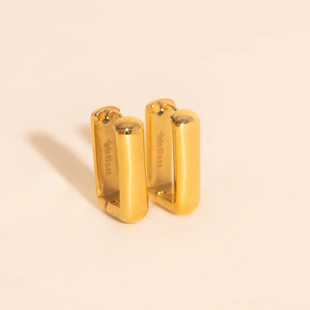 Chunky Rounded Rectangle Huggie Hoop Earrings - Image 3
