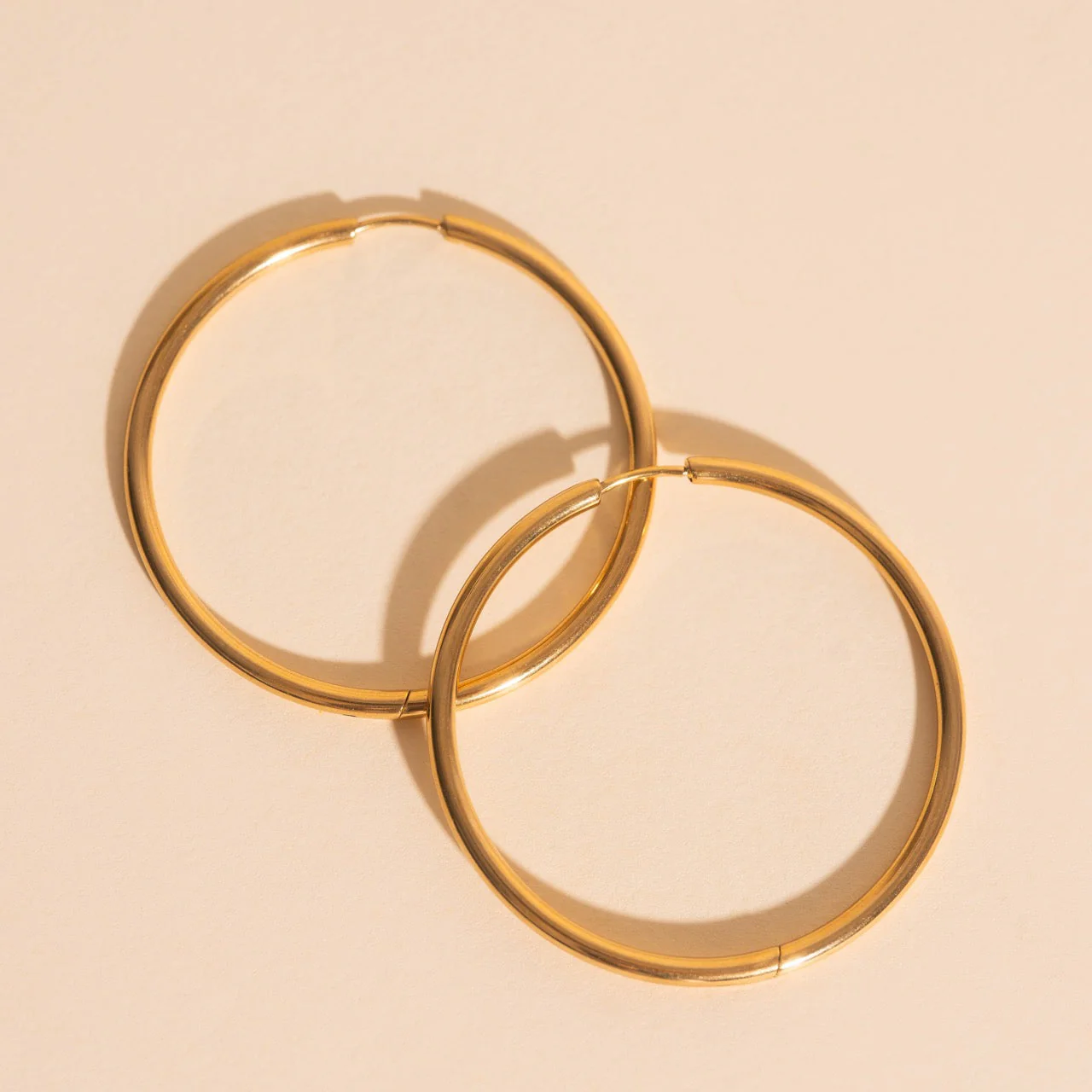 Circle Rounded Huggie Hoop Earrings - Image 8