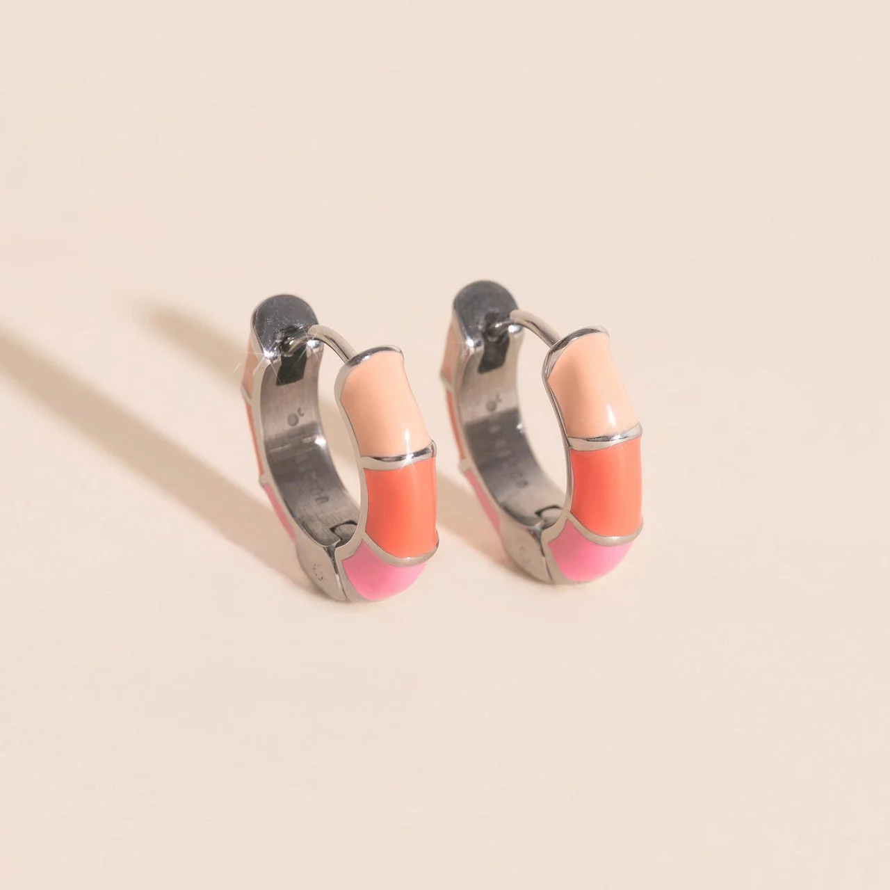 Color Block Chunky Rounded Huggie Hoop Earrings - Image 8