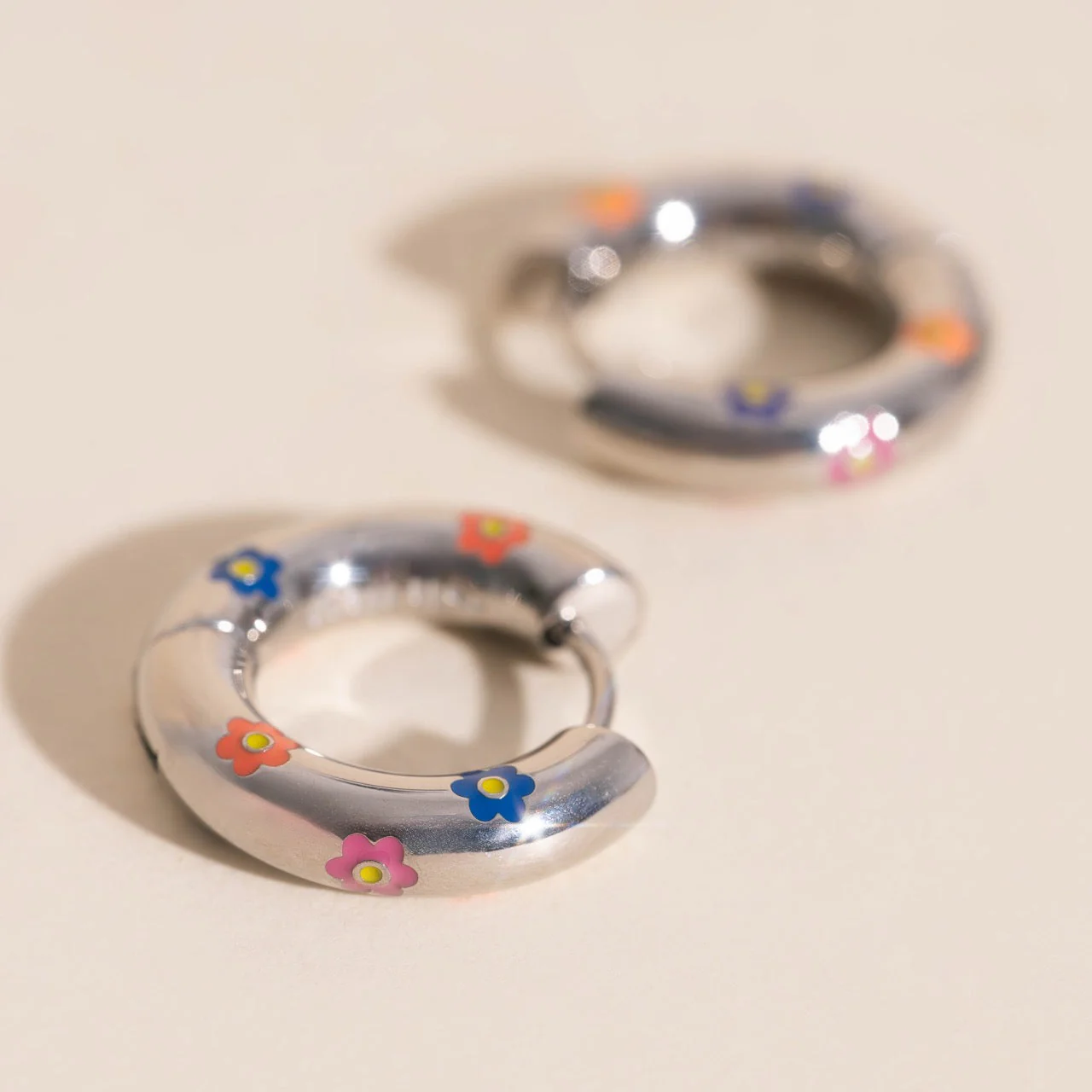 Daisy Chunky Rounded Huggie Hoop Earrings - Image 23