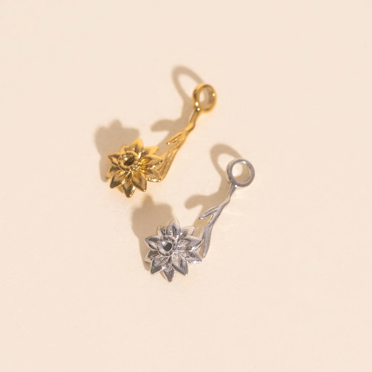 December Narcissus Birth Flower Necklace Charm - Image 4