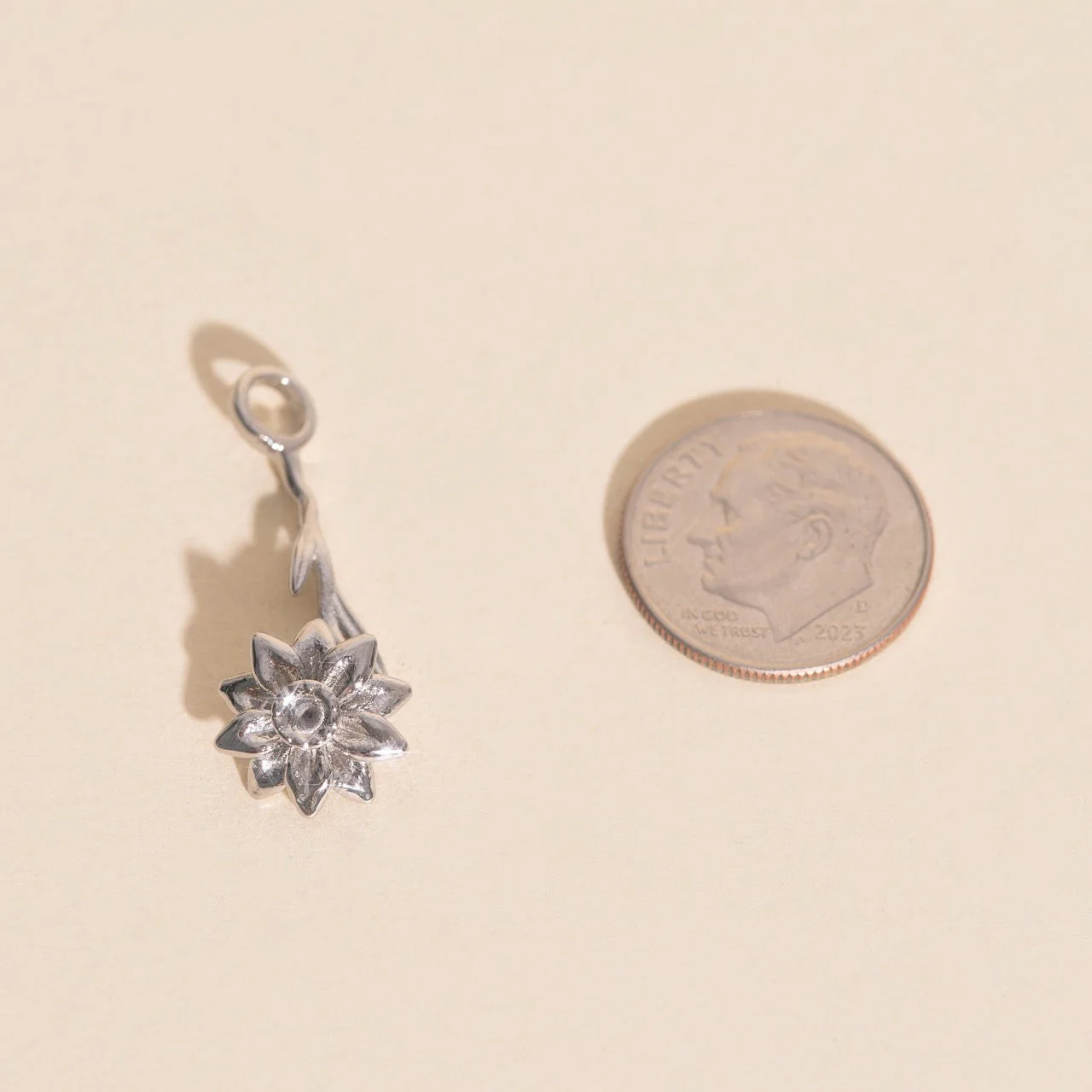 December Narcissus Birth Flower Necklace Charm - Image 9