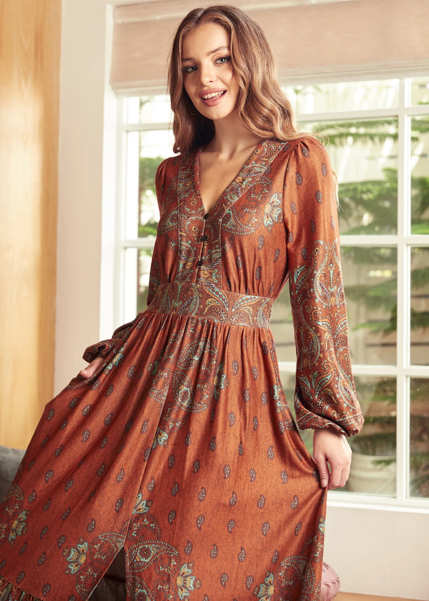 Goldie Hour V-Neck Midi Dress - Image 6