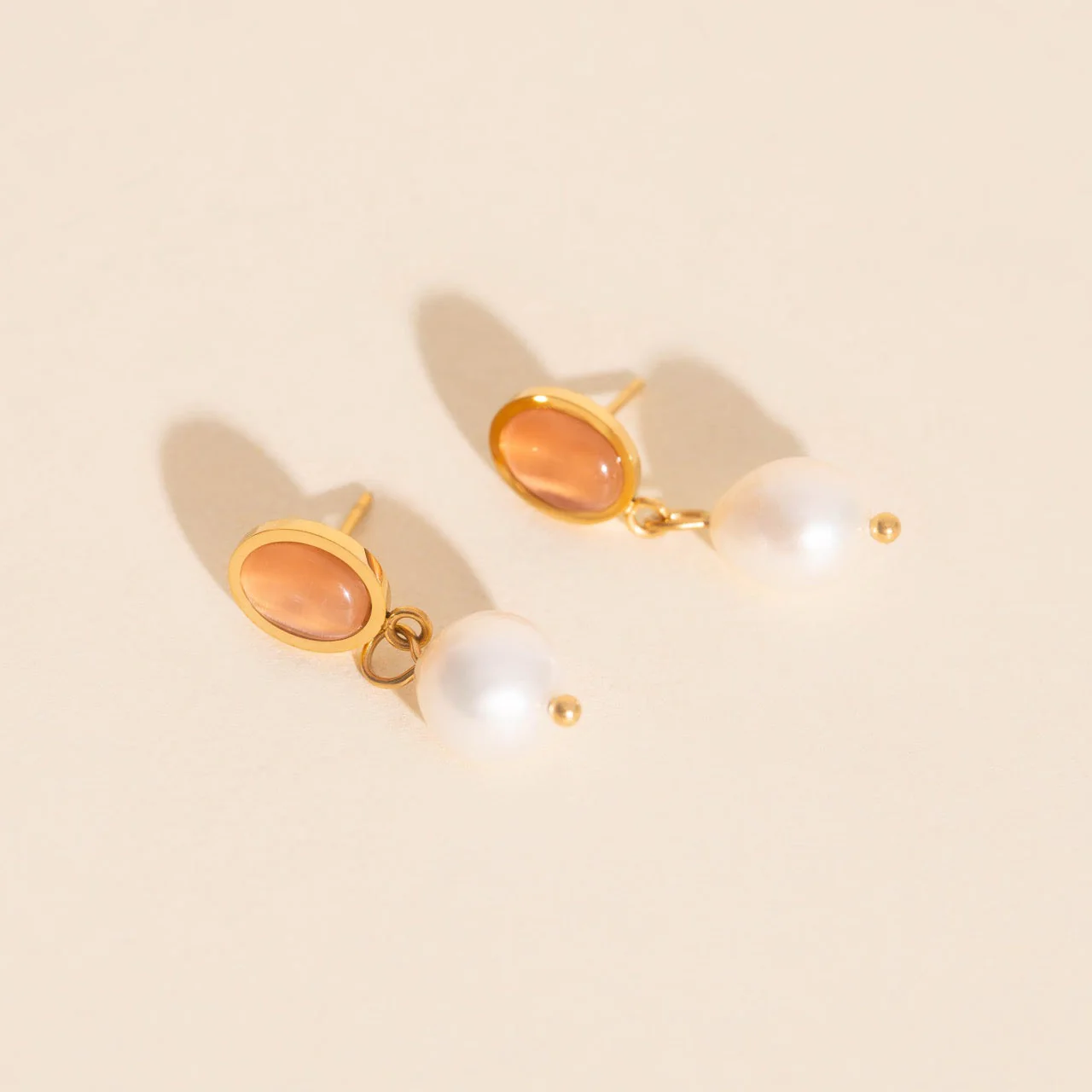 Elizabeth Taylor Stud Earrings - Image 2