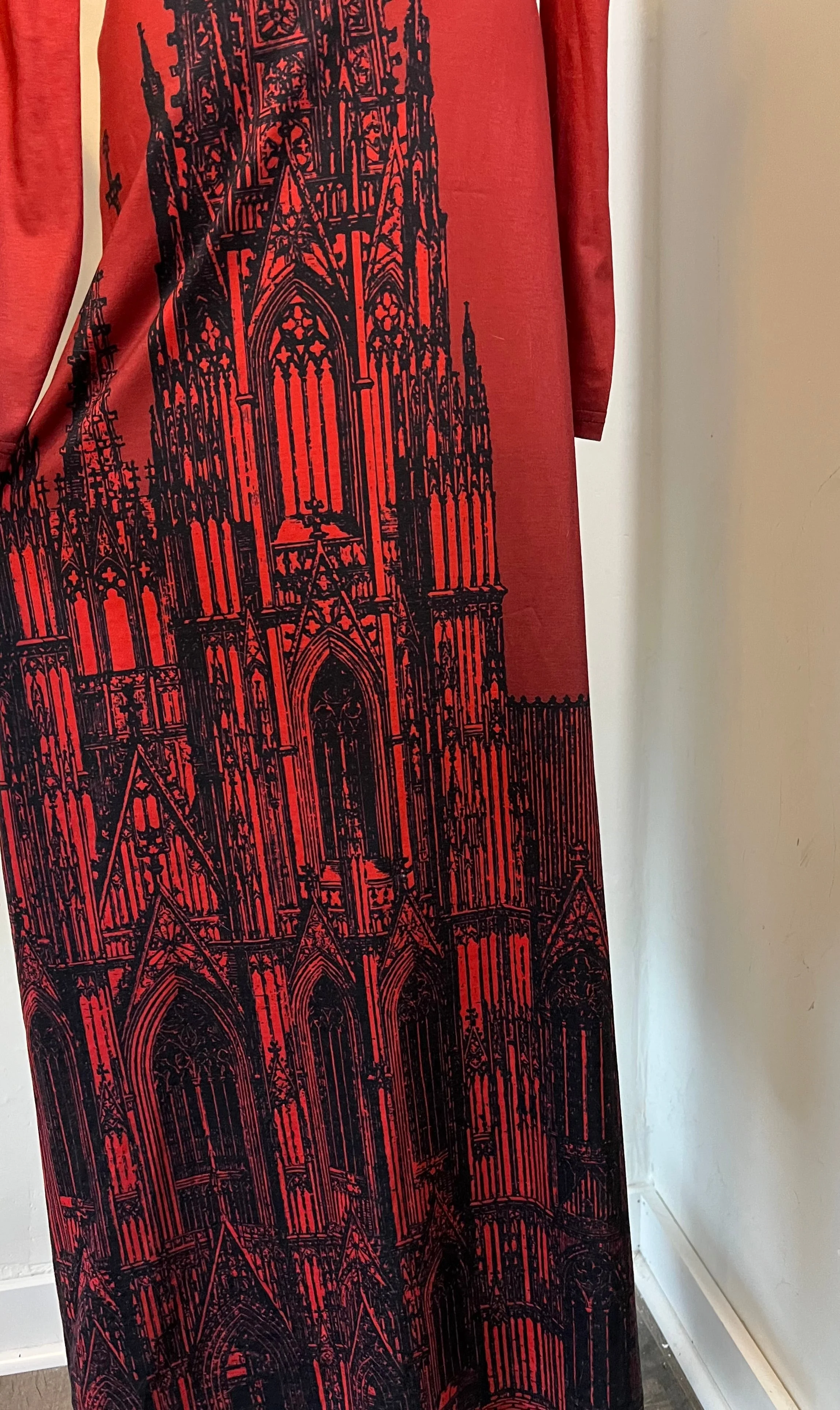 Elspeth - Comfy Cathedral Maxi Dress - Image 9