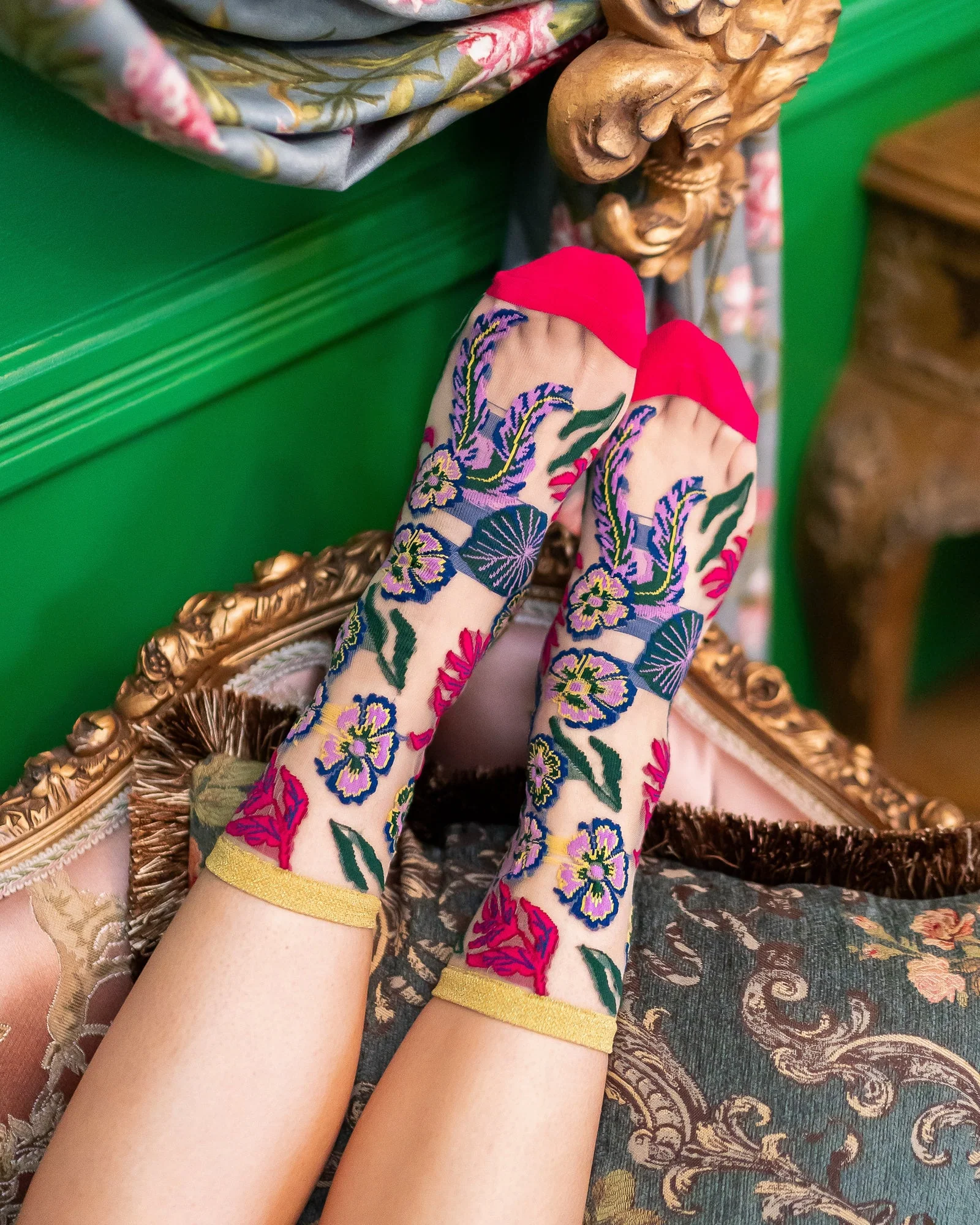 Festive Floral Sheer Crew Sock - Image 3