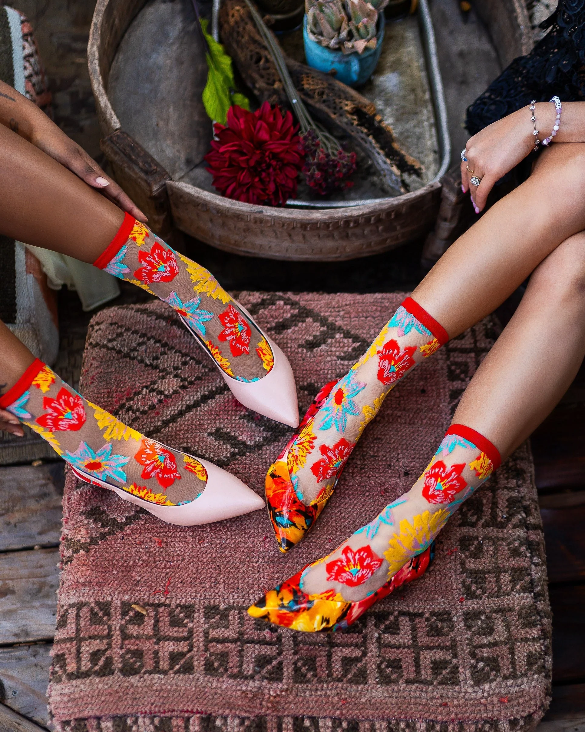 Flower Power Sheer Crew Sock - Image 8