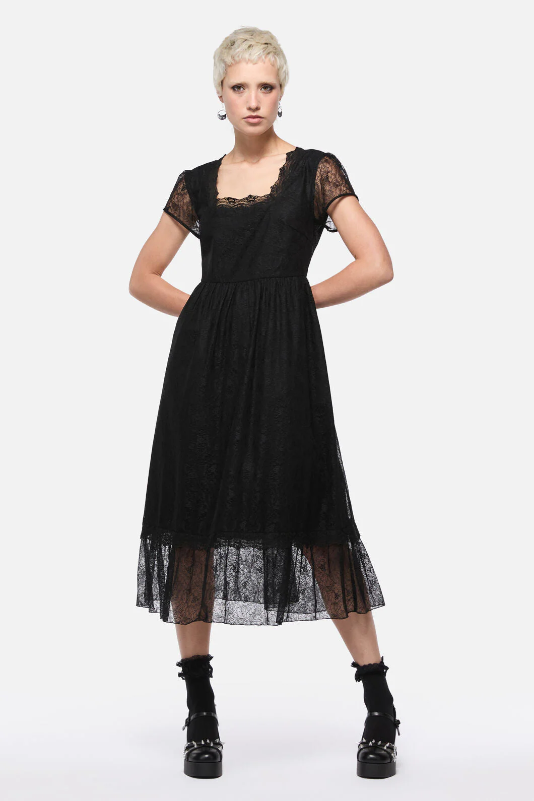 Forgotten City Lace Dress - Image 12