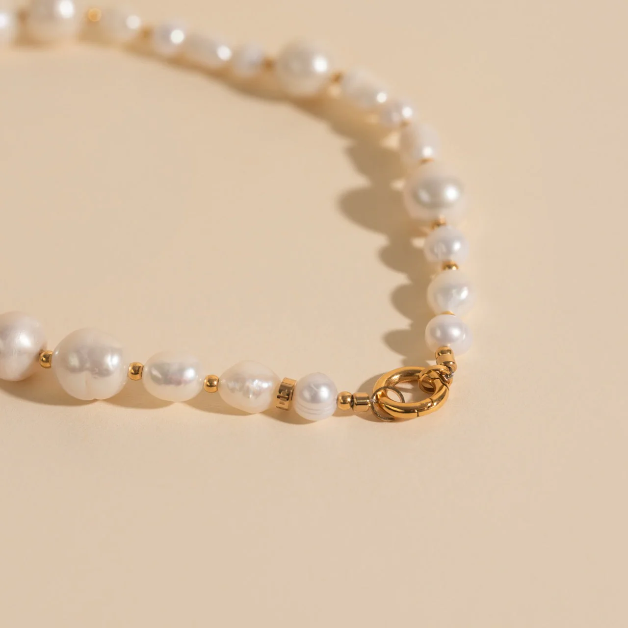 Freshwater Pearl Necklace (18") - Image 7