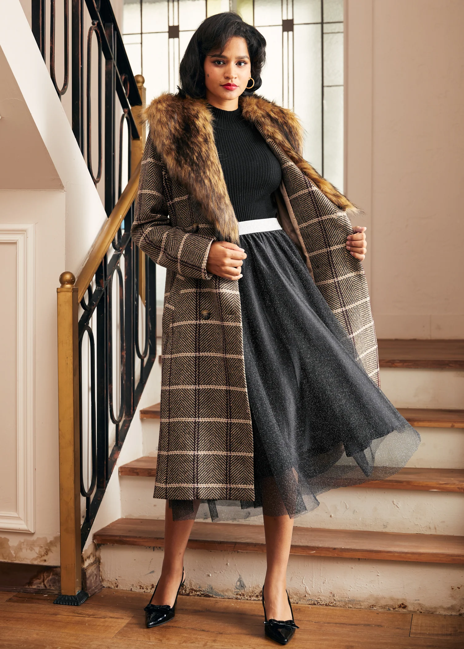 Elegance Reimagined Fur Trim Coat - Image 4
