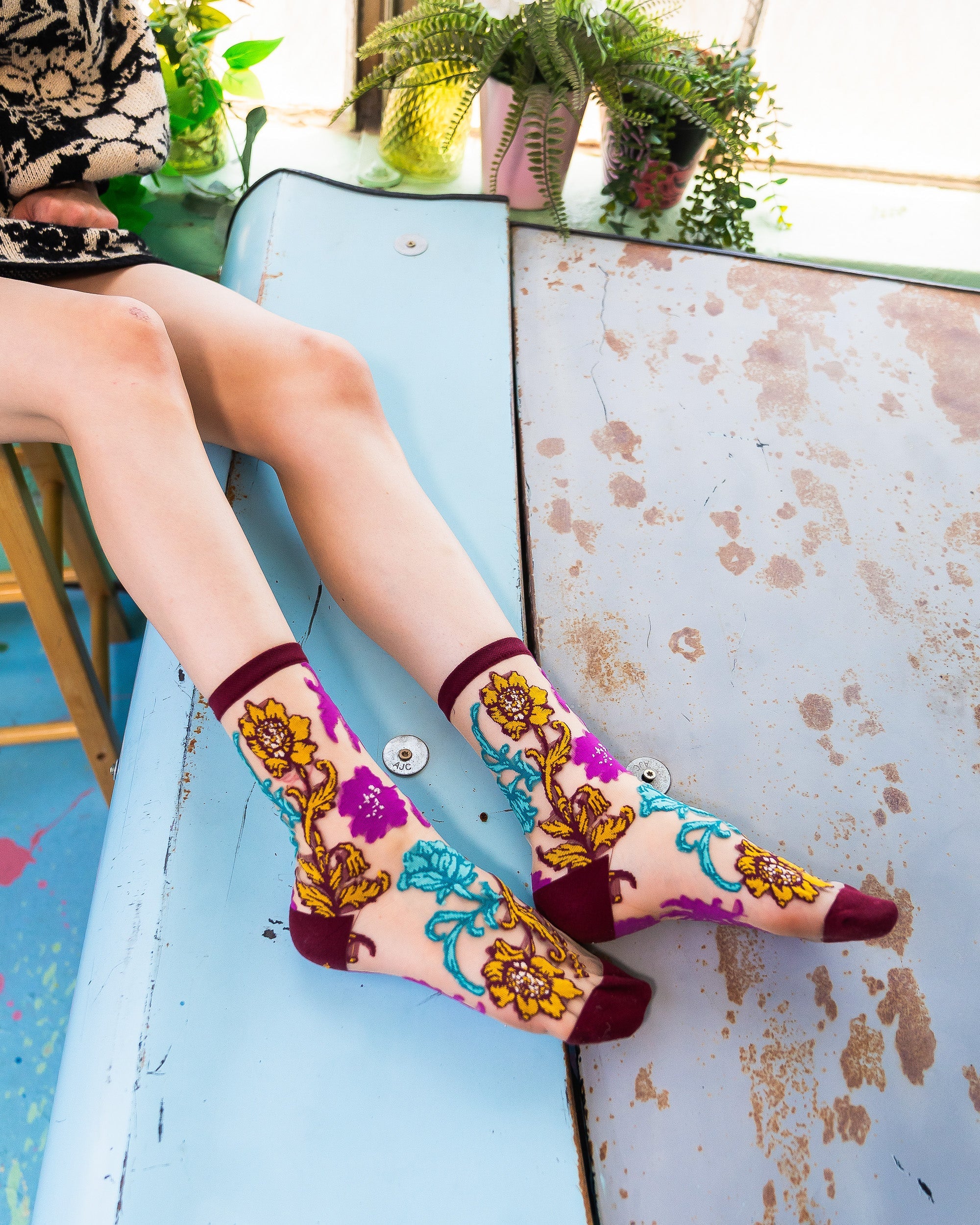 Gem Garden Sheer Crew Sock - Image 8