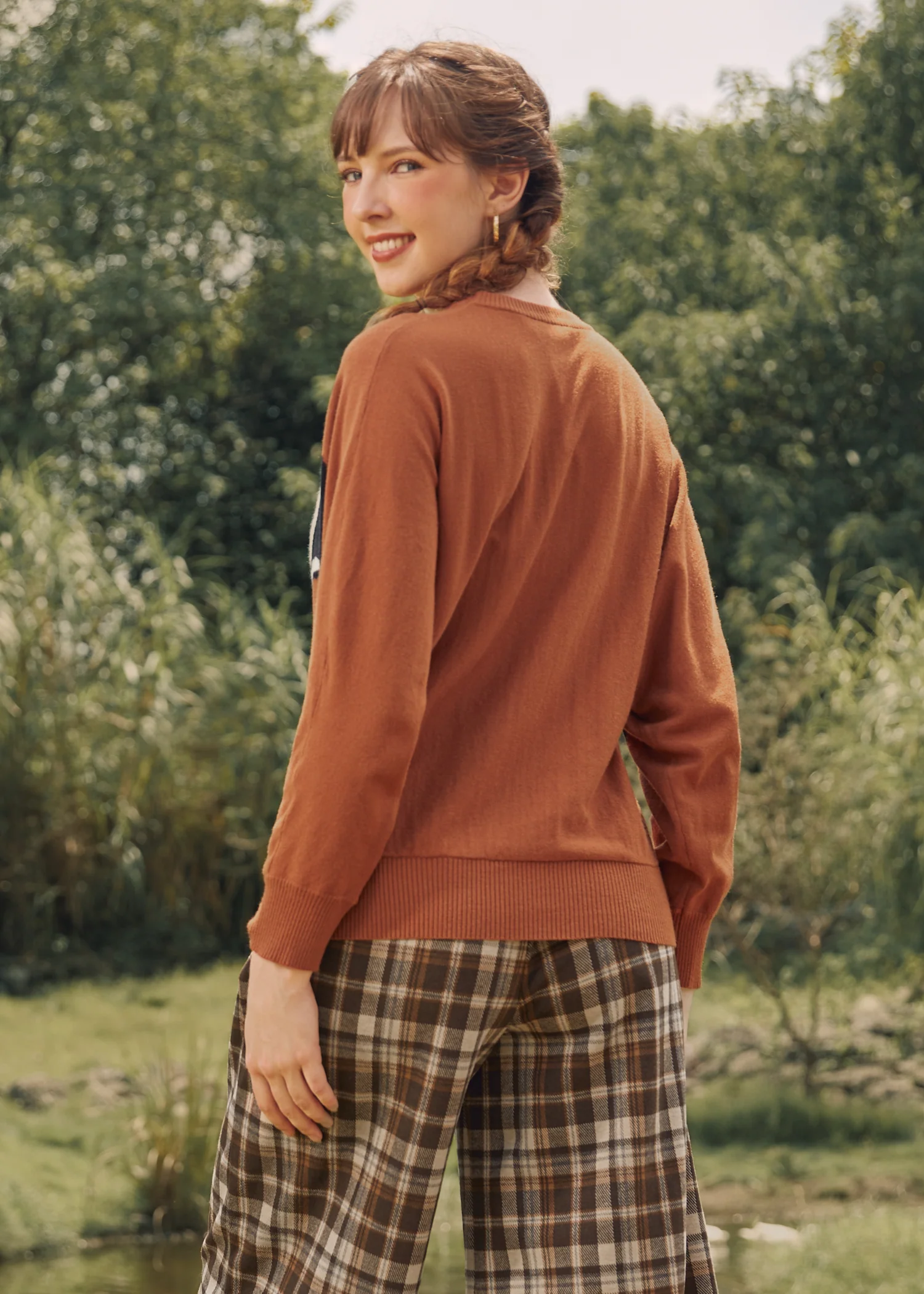 Hangin' Around Pullover Sweater - Image 4