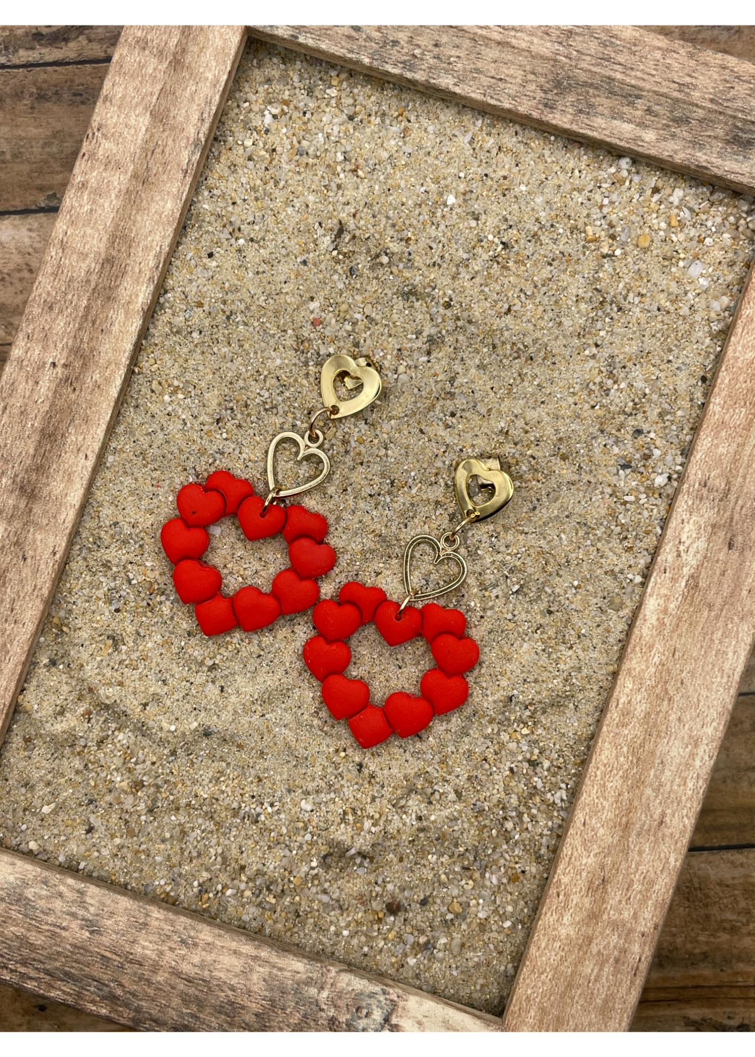 Heart Wreath Dangle Earrings - Image 4