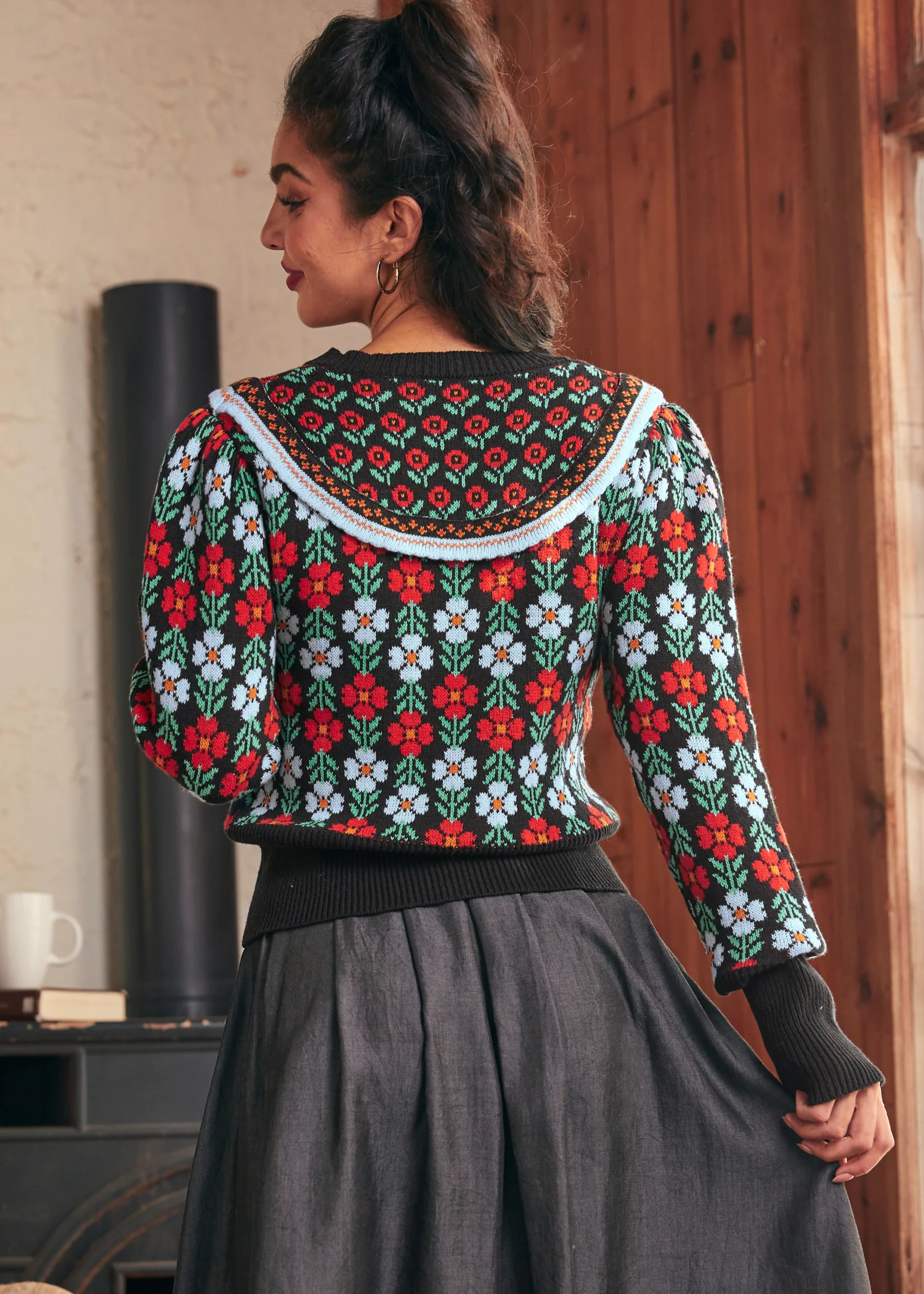 Timeless Tapestry Jacquard Cardigan - Image 3