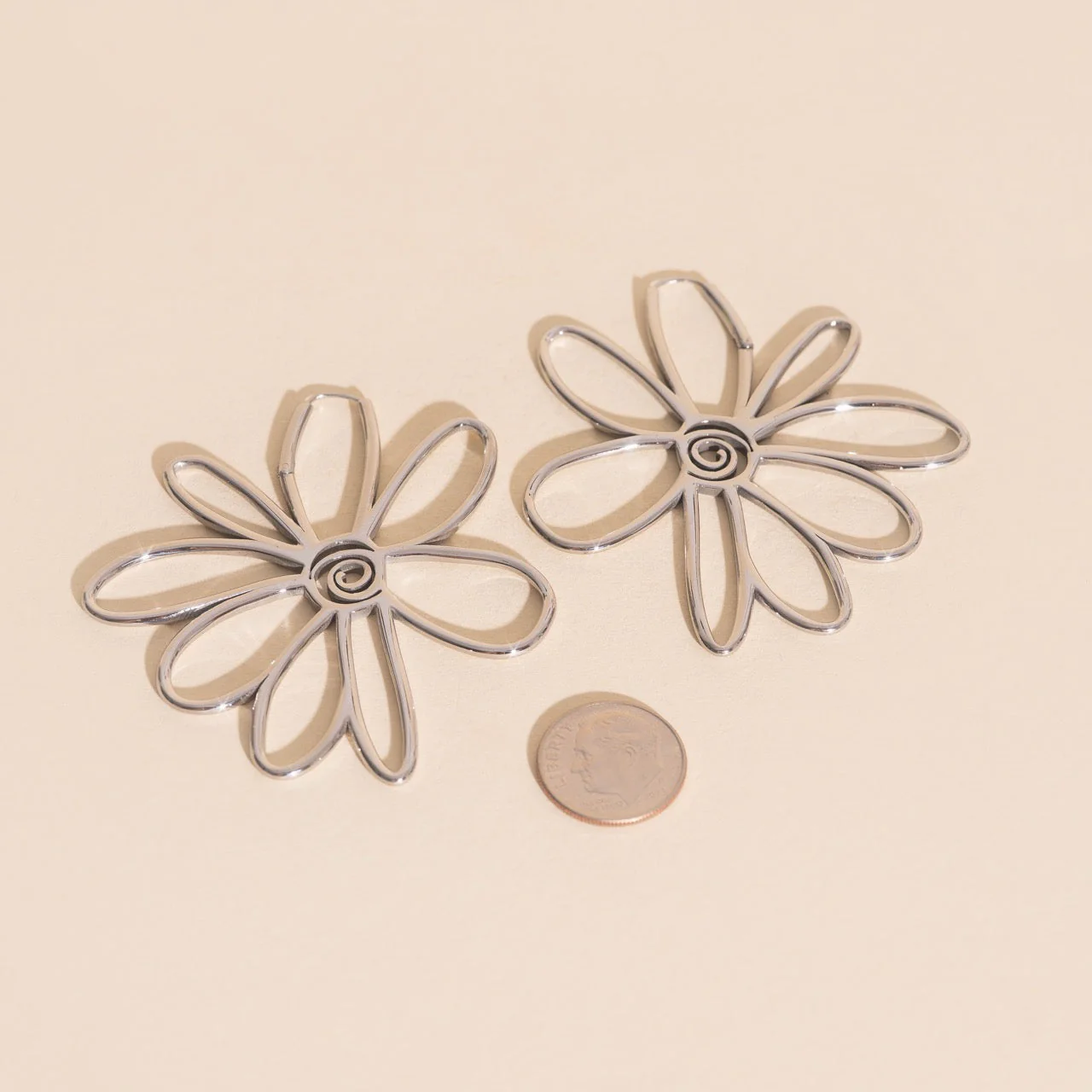 Jumbo Wire Floral Huggie Hoop Earrings - Image 10