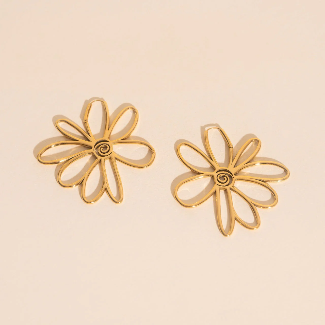 Jumbo Wire Floral Huggie Hoop Earrings - Image 2