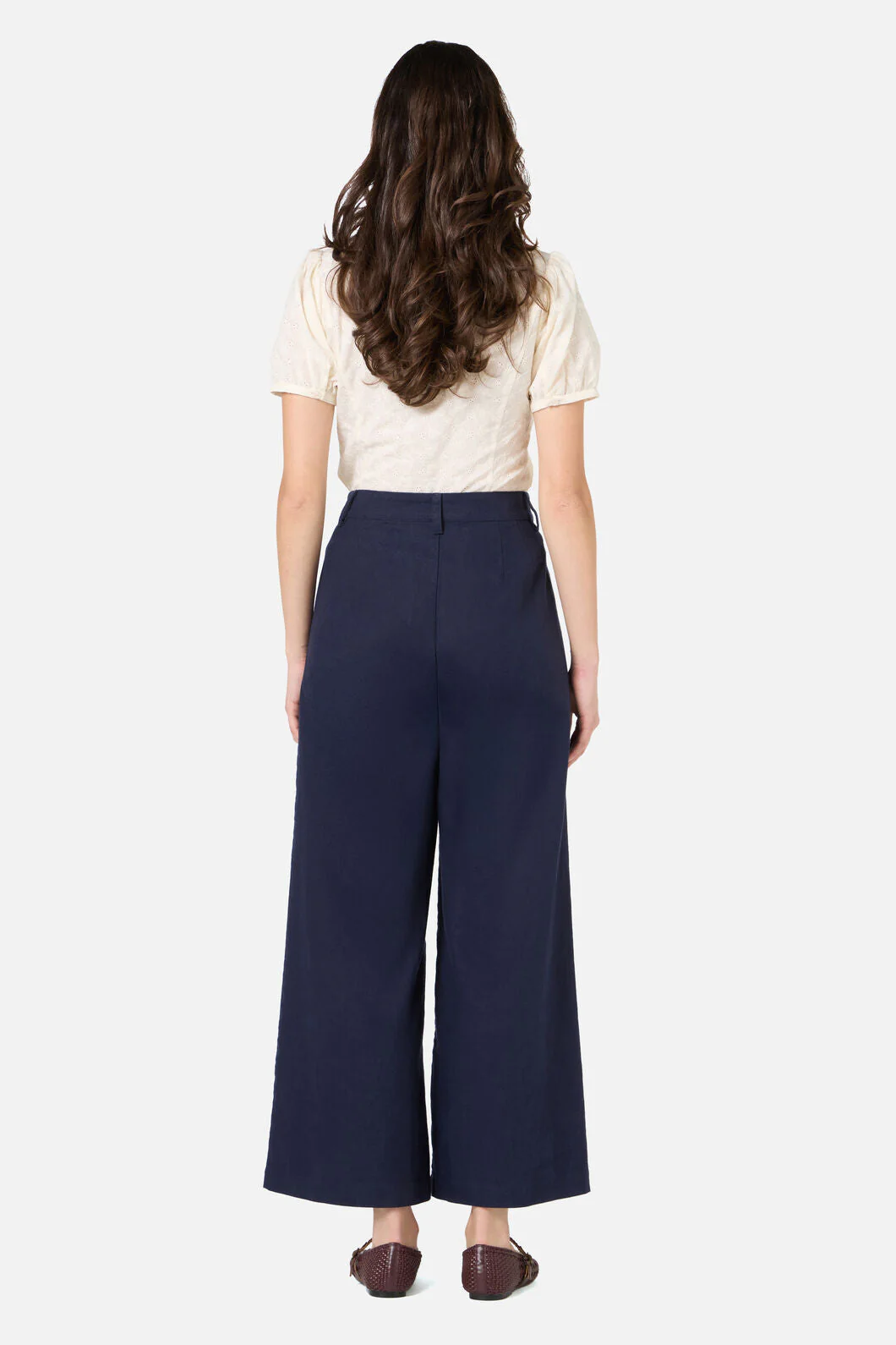 Leanne Culotte - Image 10