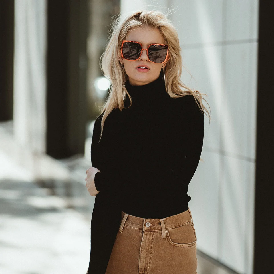 LUXUS Red Sunglasses - Image 3