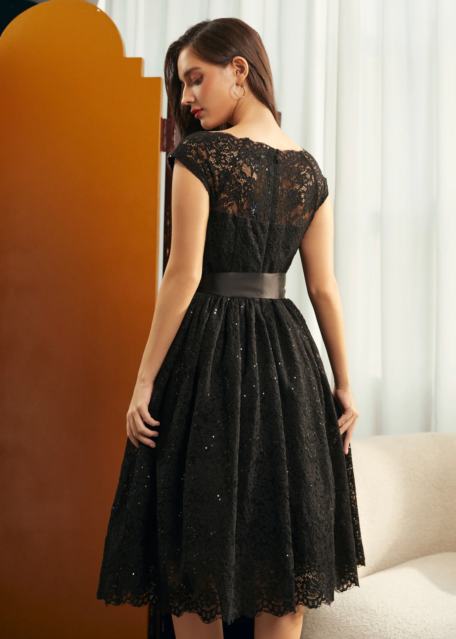Starry Soirée Lace Dress - Image 4