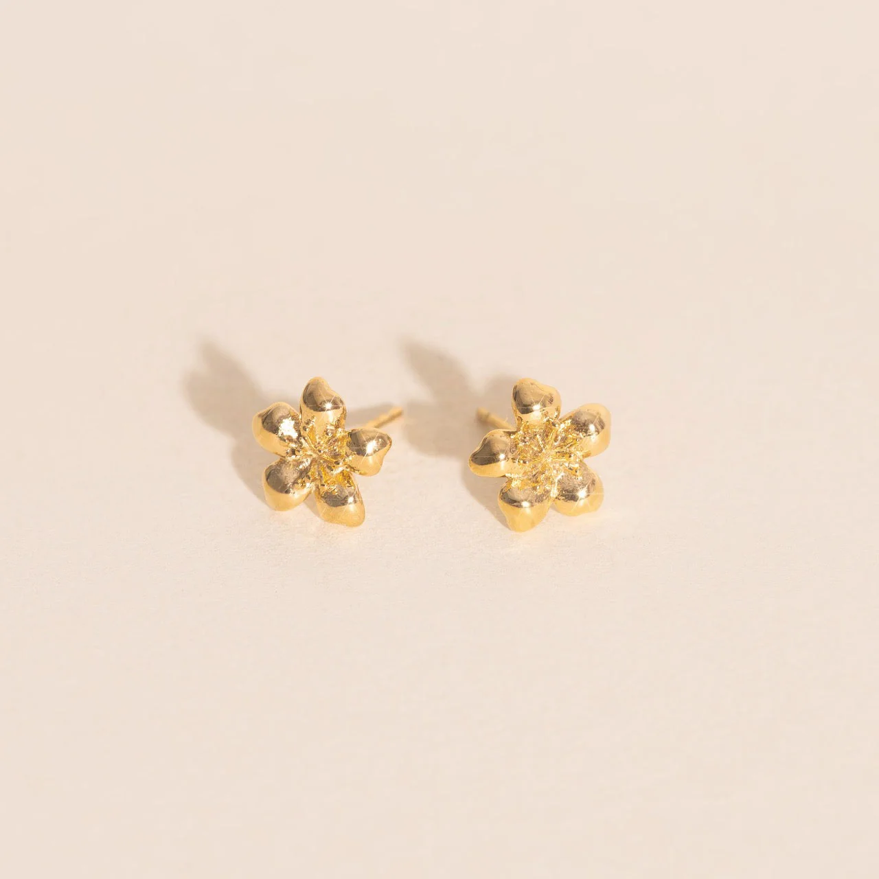 Mini Hibiscus Stud Earrings - Image 8