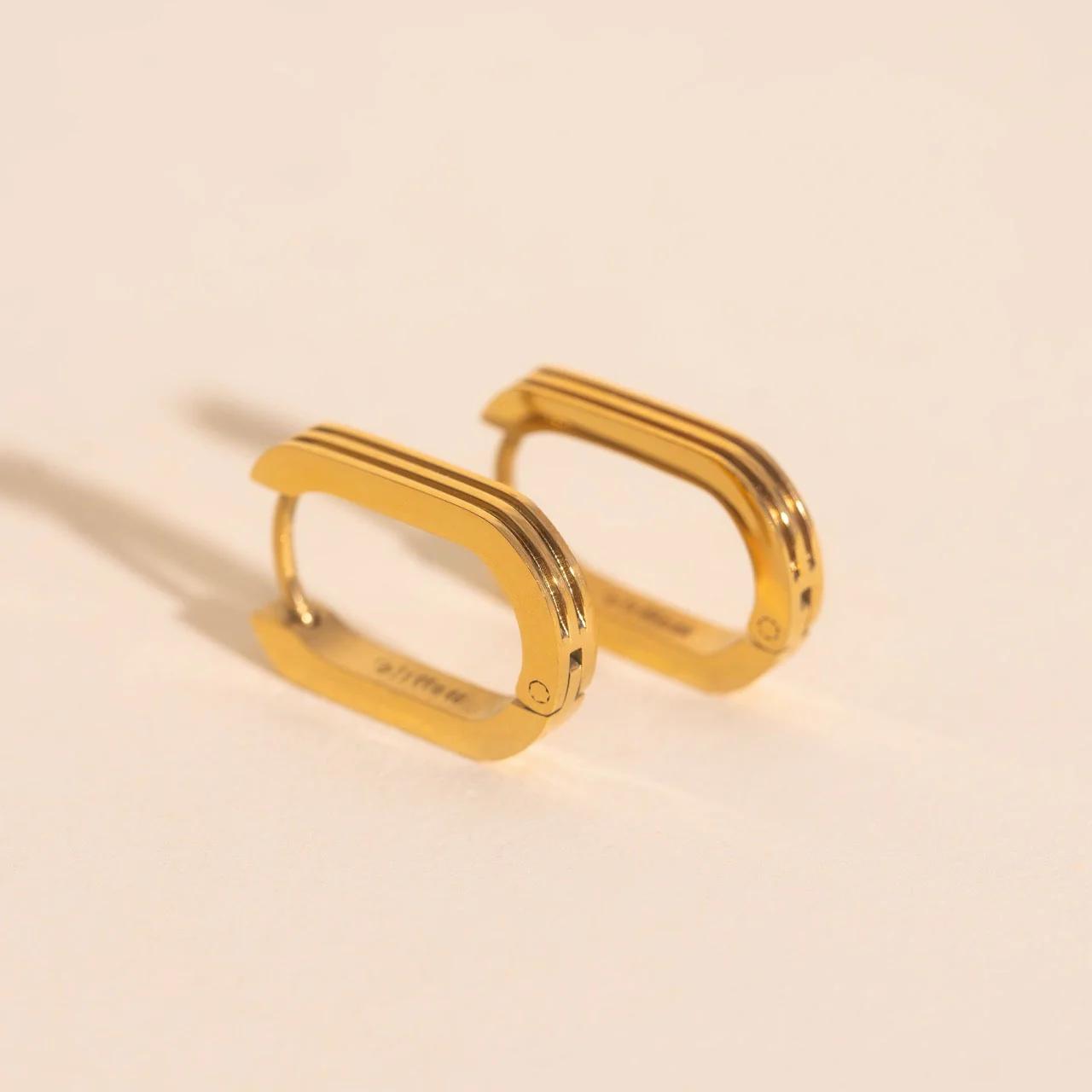 Oblong Line Huggie Hoop Earrings - Image 3