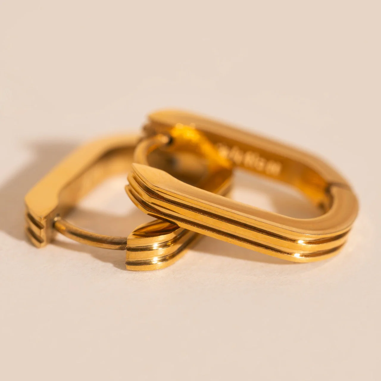 Oblong Line Huggie Hoop Earrings - Image 4