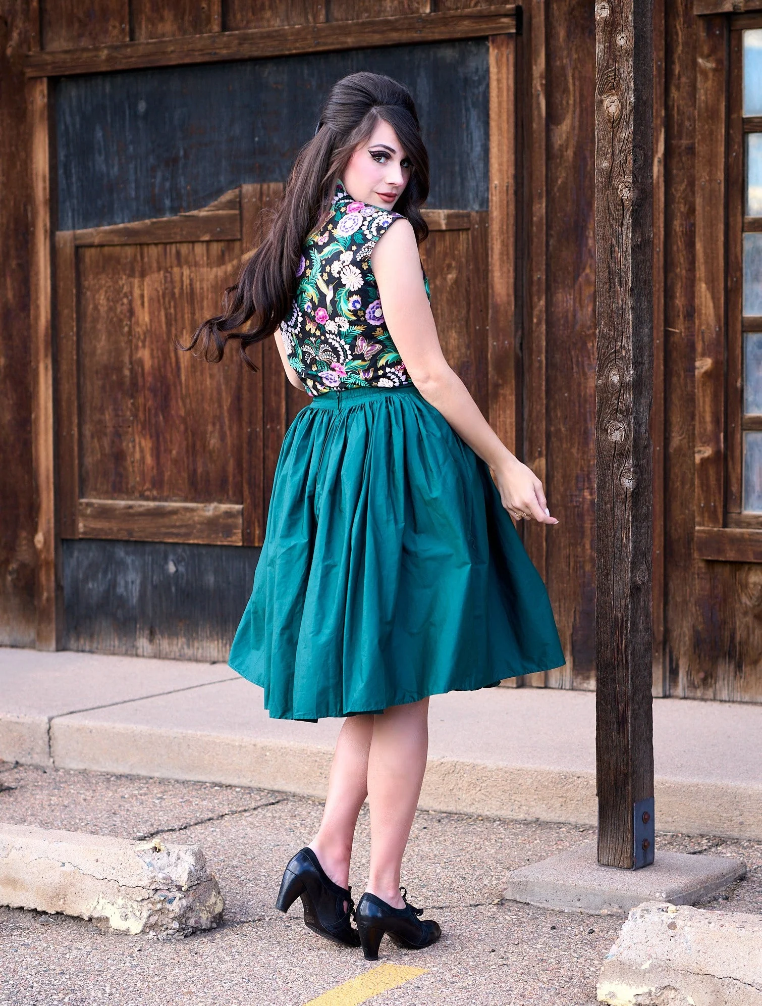 Peggy Swing Skirt in Green - Image 2