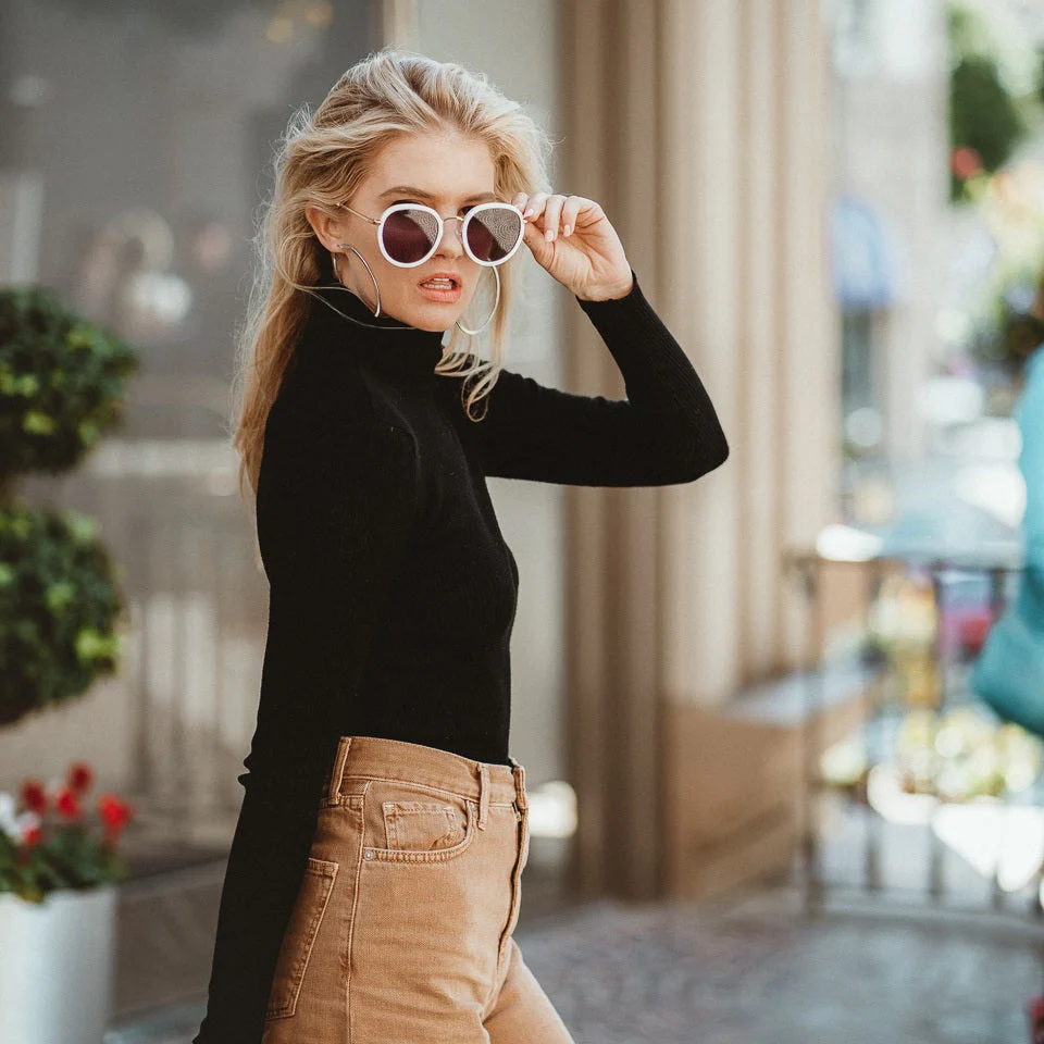 PRESTIGE Round Sunglasses - Image 5