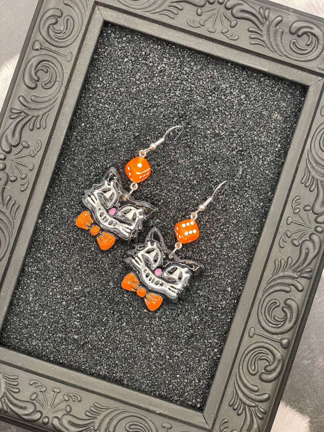 Retro Black Cat with Bowtie Earrings - Image 3