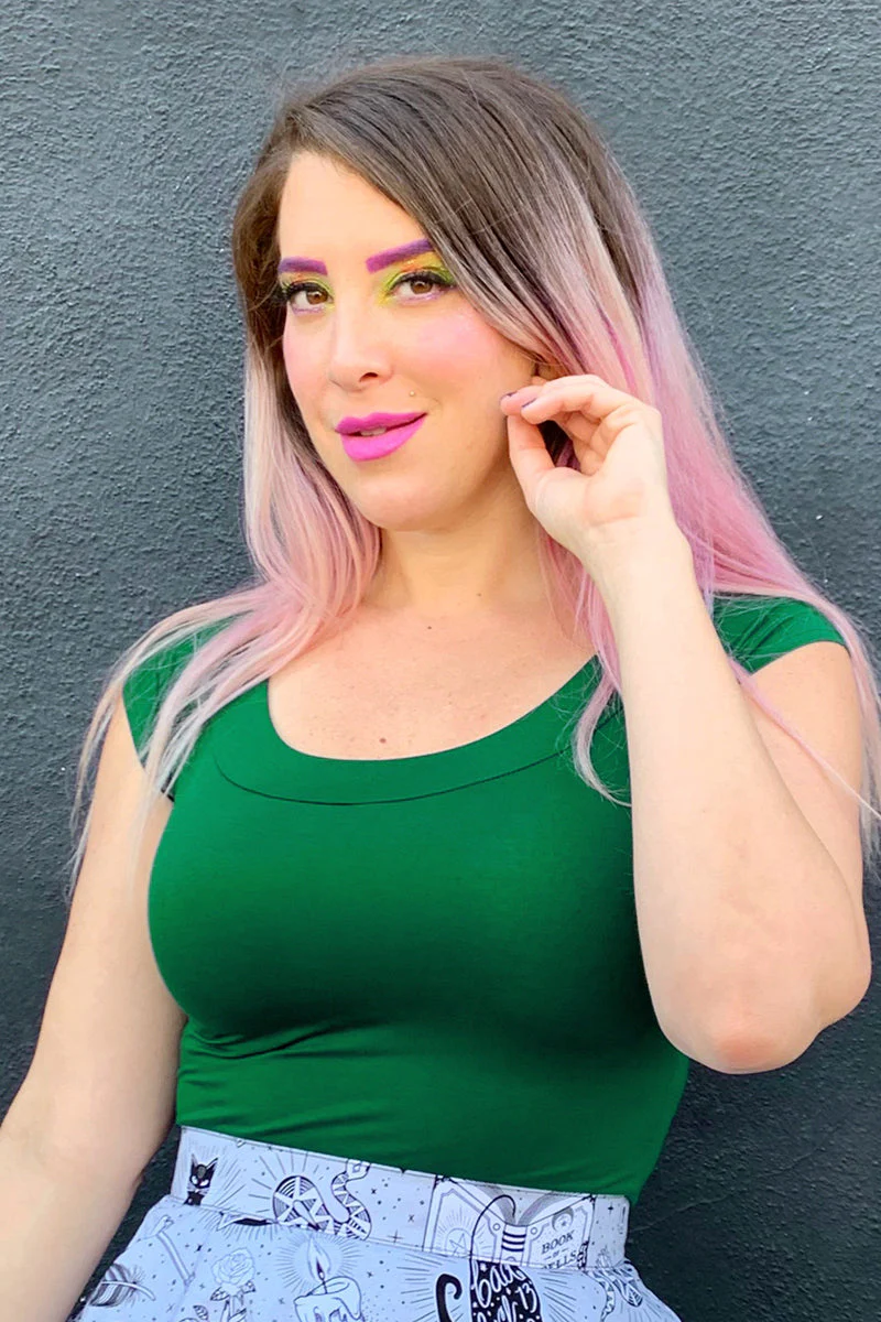 Retro Boat Neck Top in Kelly Green - Image 2