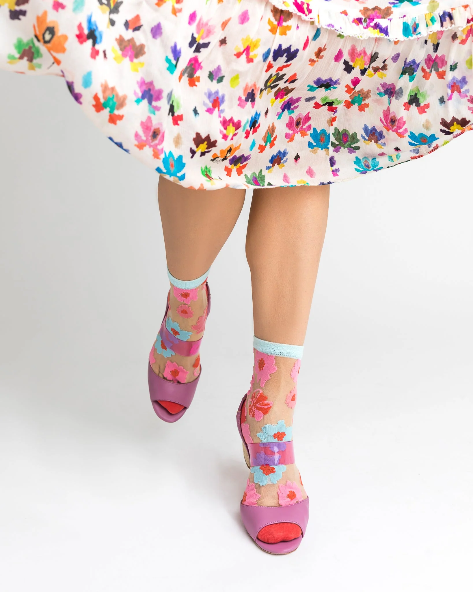 Ribbon Roses Sheer Ankle Sock - Image 6
