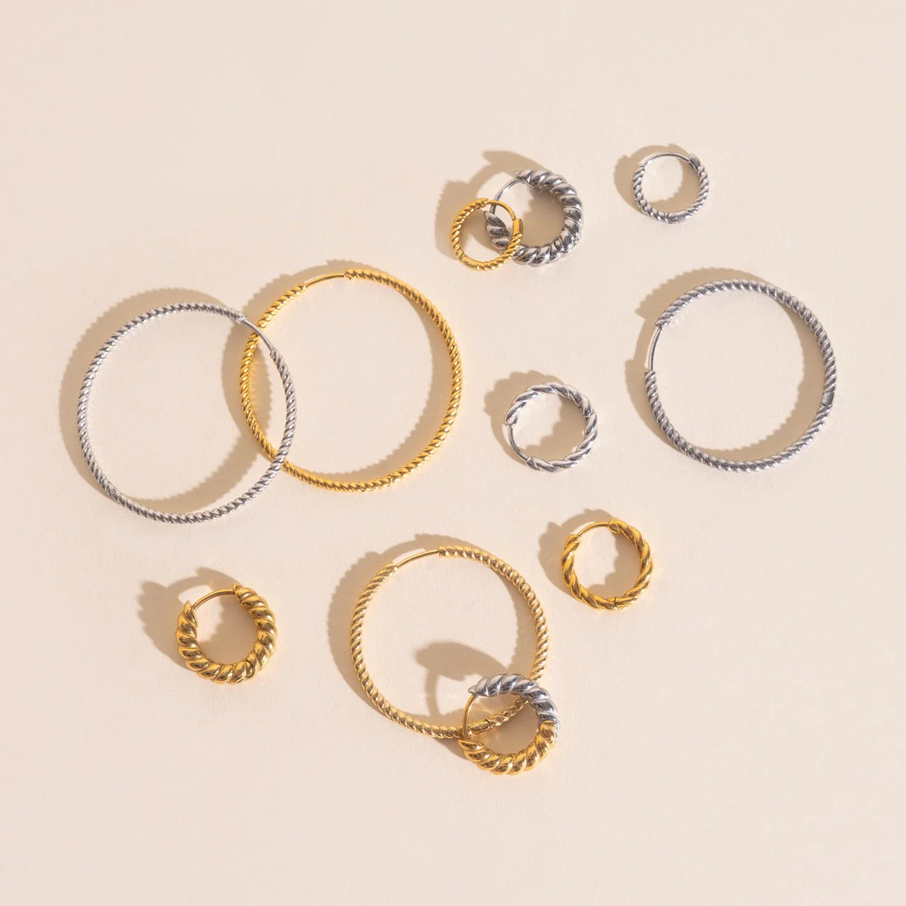 Rope Chunky Rounded Huggie Hoop Earrings - Image 15