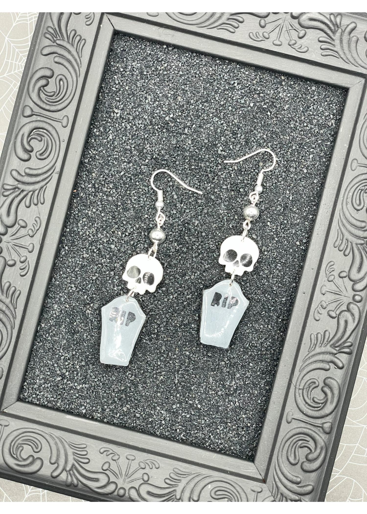 Salem RIP Coffin Skull Dangle Earrings - Image 3